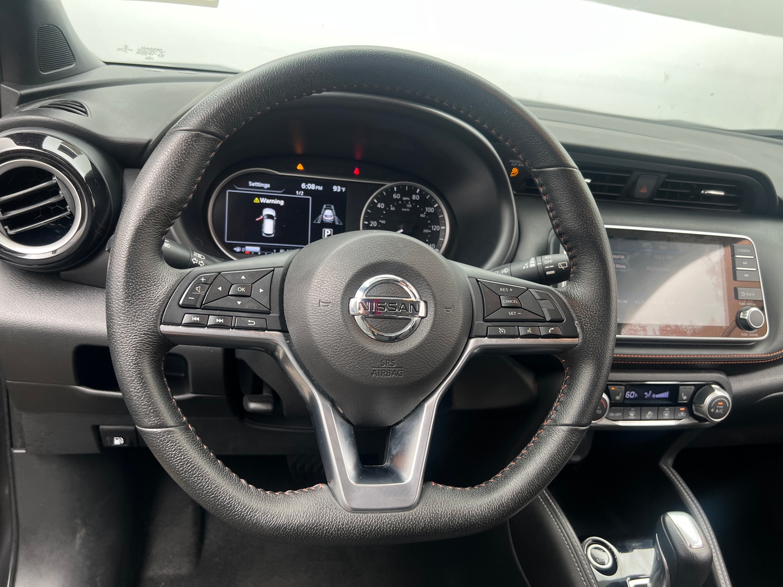 Thumbnail: 2020 Nissan Kicks - 4