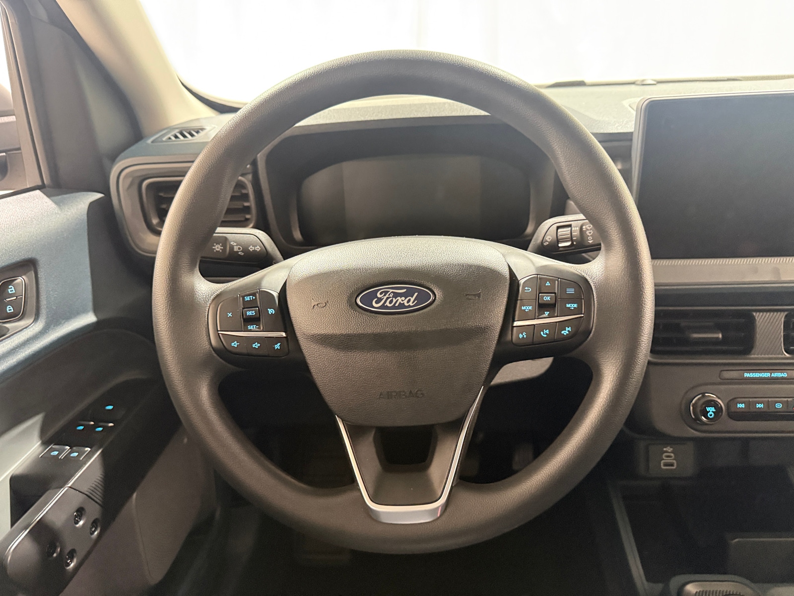Thumbnail: 2025 Ford Maverick - 5