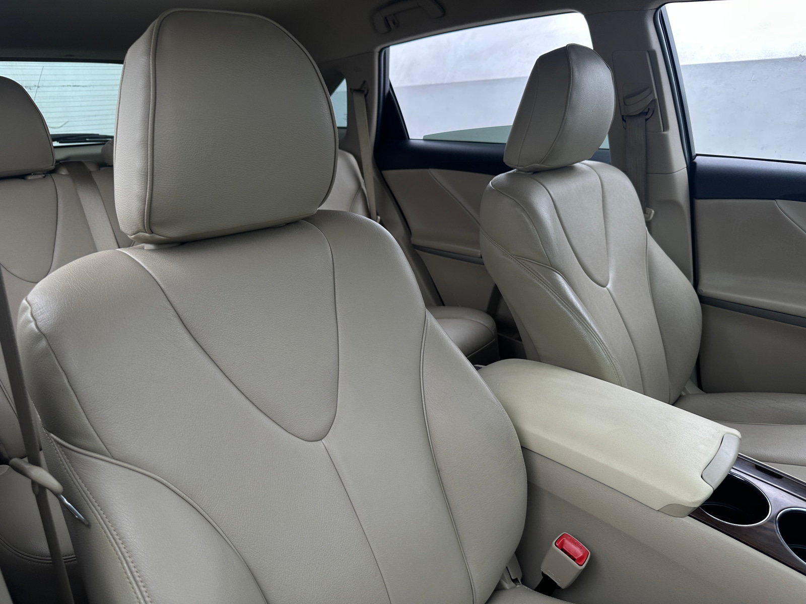 Thumbnail: 2015 Toyota Venza - 2