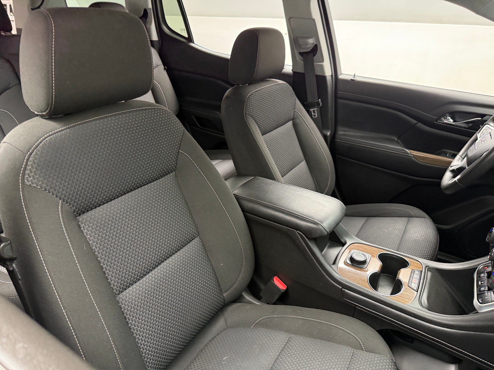 Thumbnail: 2022 GMC Acadia - 2