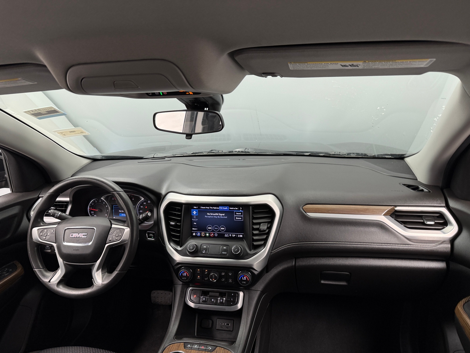 Thumbnail: 2022 GMC Acadia - 3