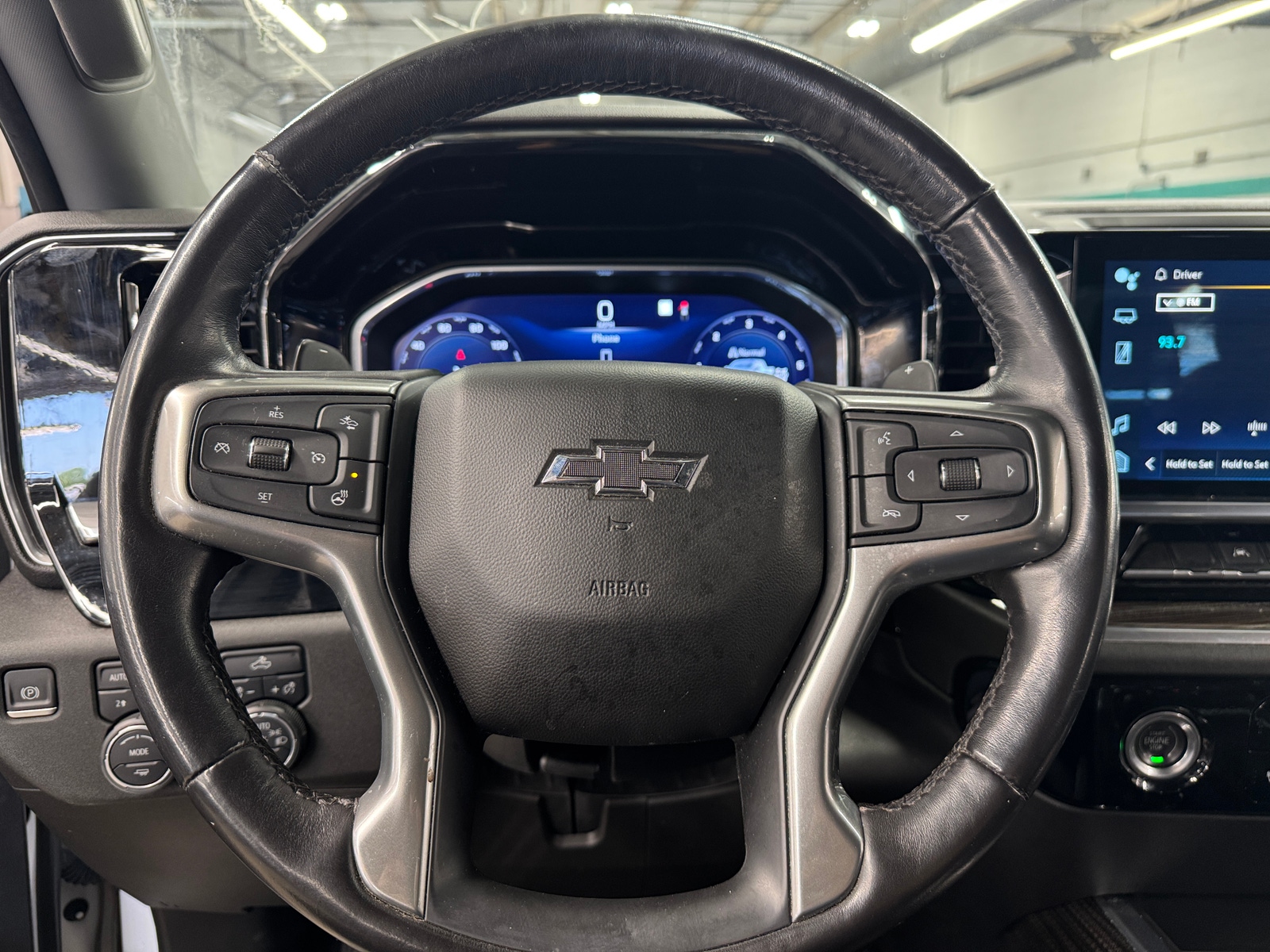 Thumbnail: 2023 Chevrolet Silverado 1500 - 5