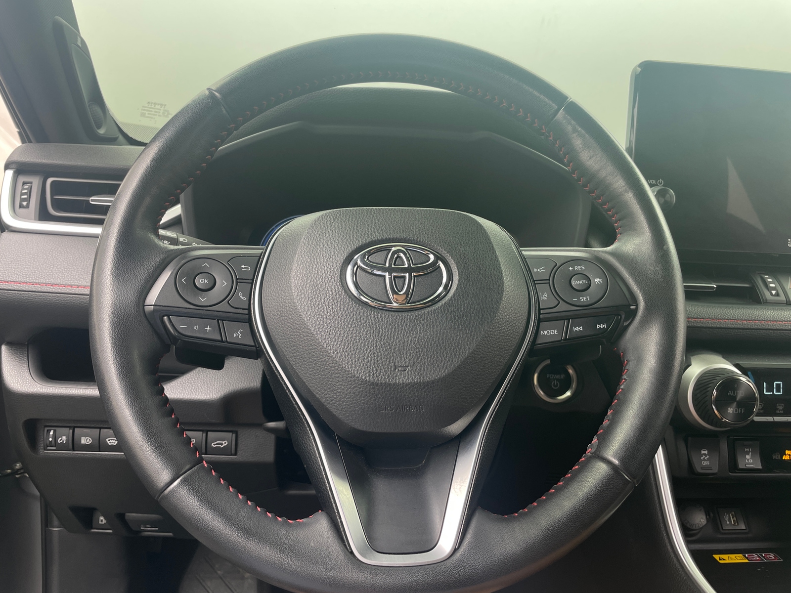 Thumbnail: 2024 Toyota RAV4 - 4