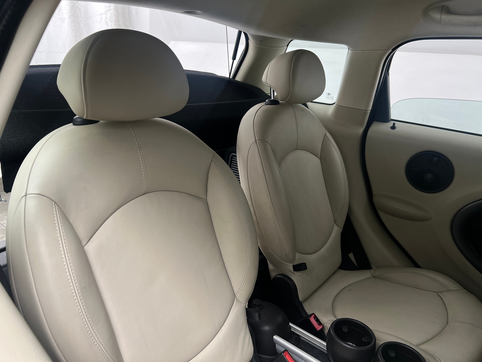Thumbnail: 2011 MINI Cooper Countryman - 5
