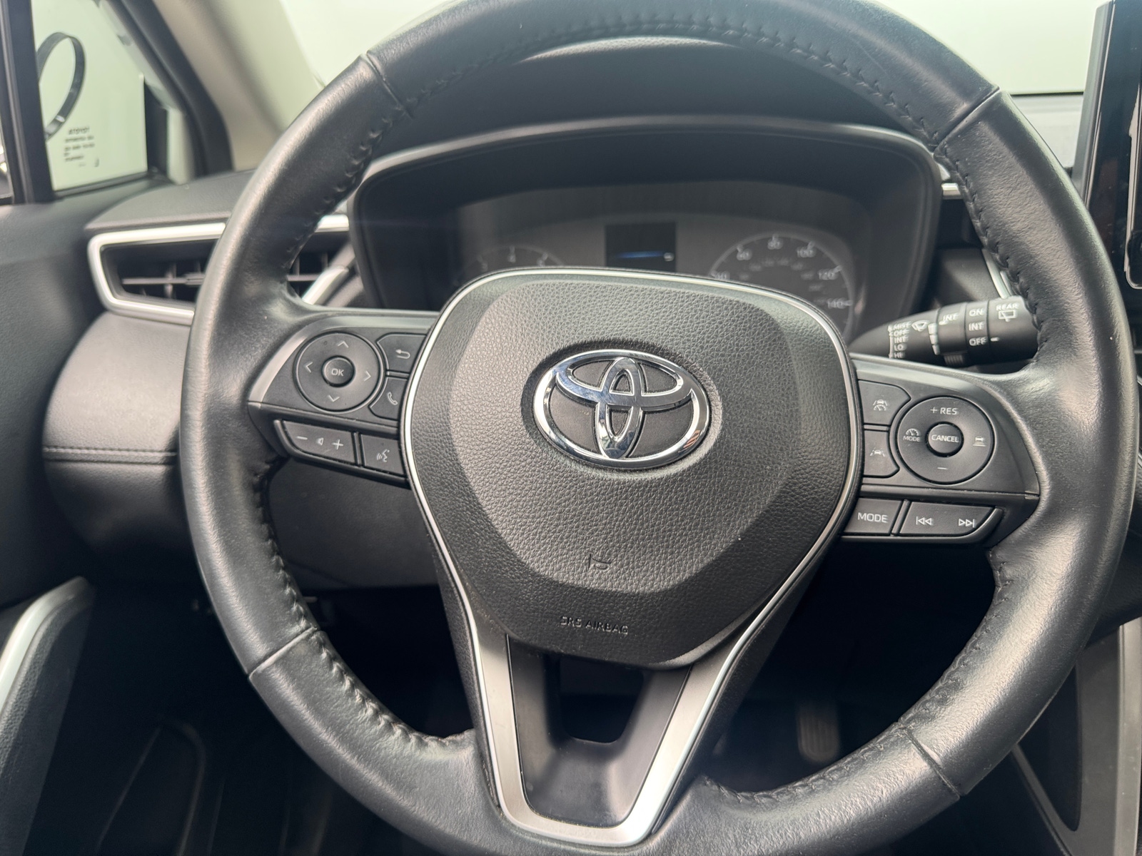 Thumbnail: 2023 Toyota Corolla Cross - 5