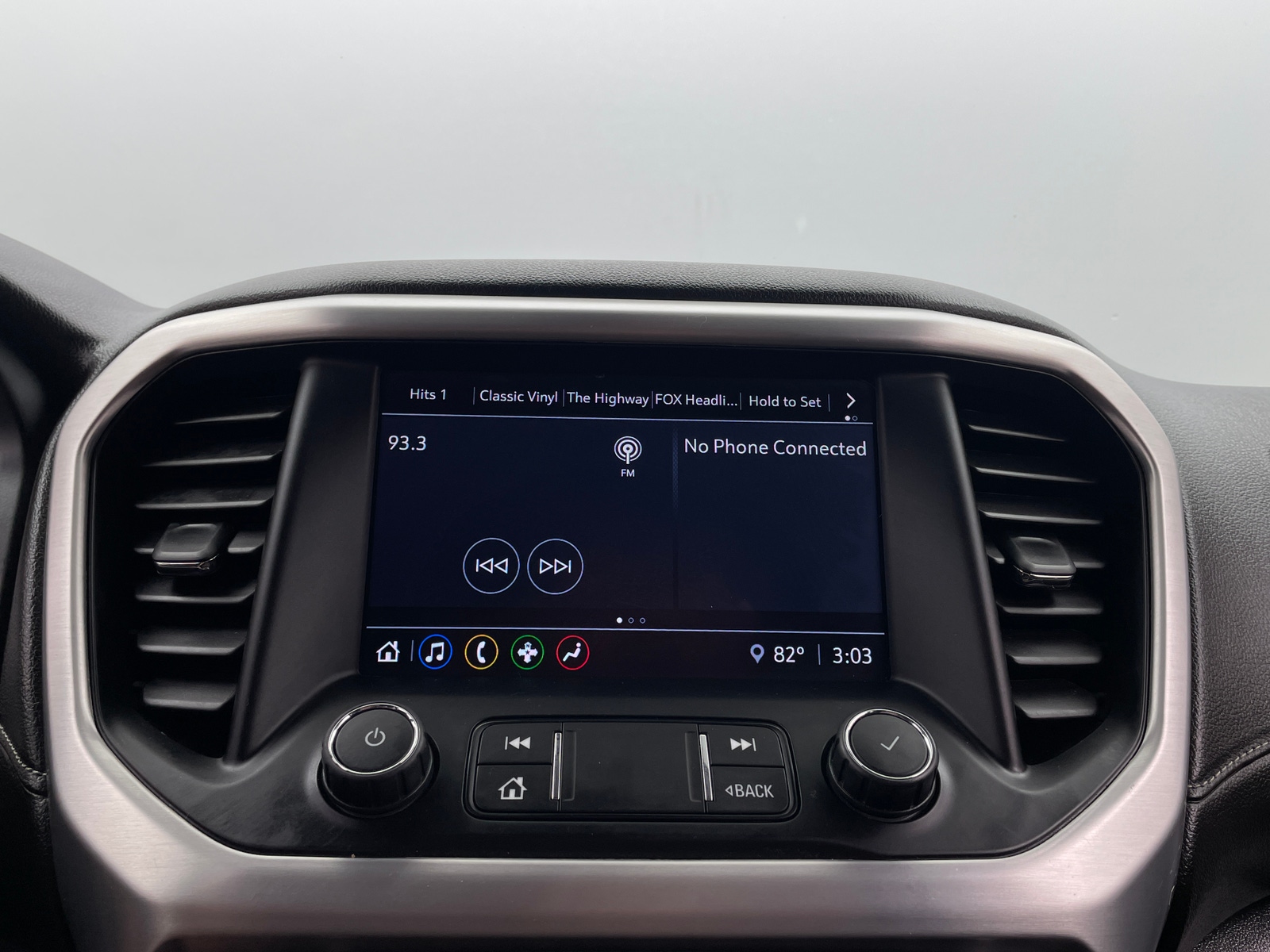 Thumbnail: 2020 GMC Acadia - 4