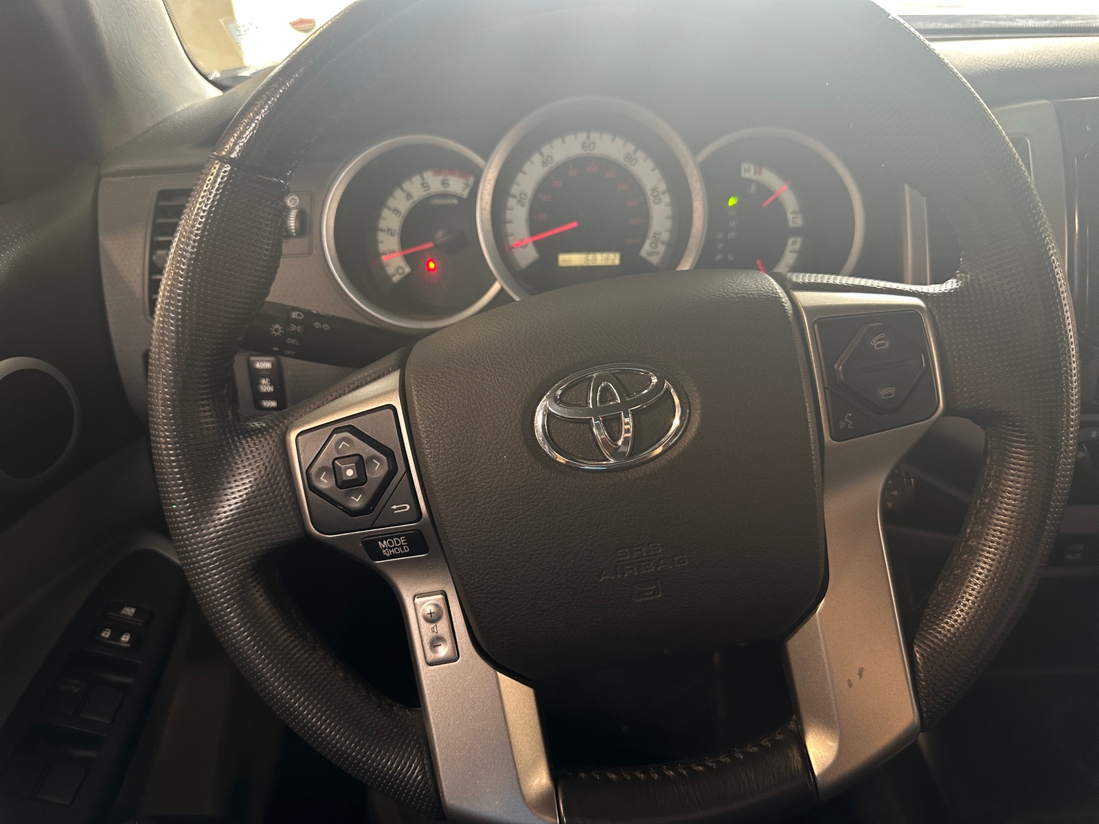 Thumbnail: 2015 Toyota Tacoma - 5