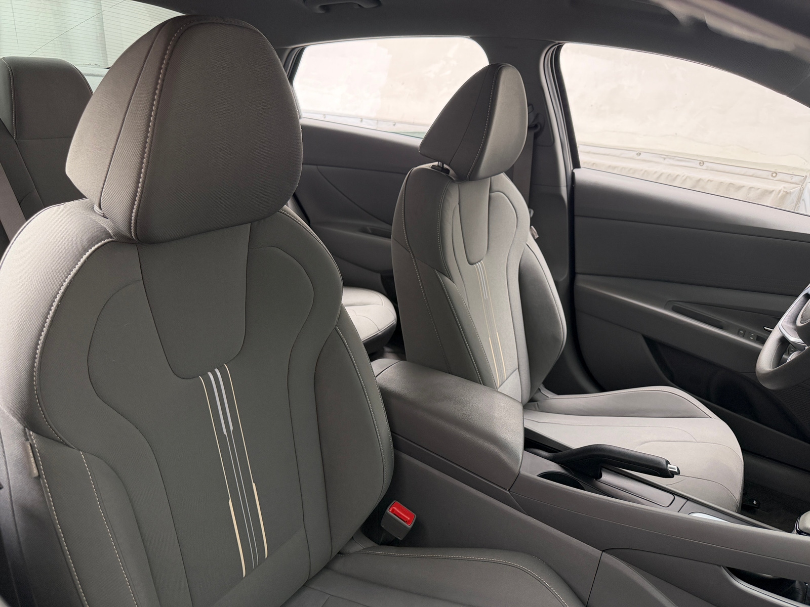 Thumbnail: 2024 Hyundai Elantra - 2