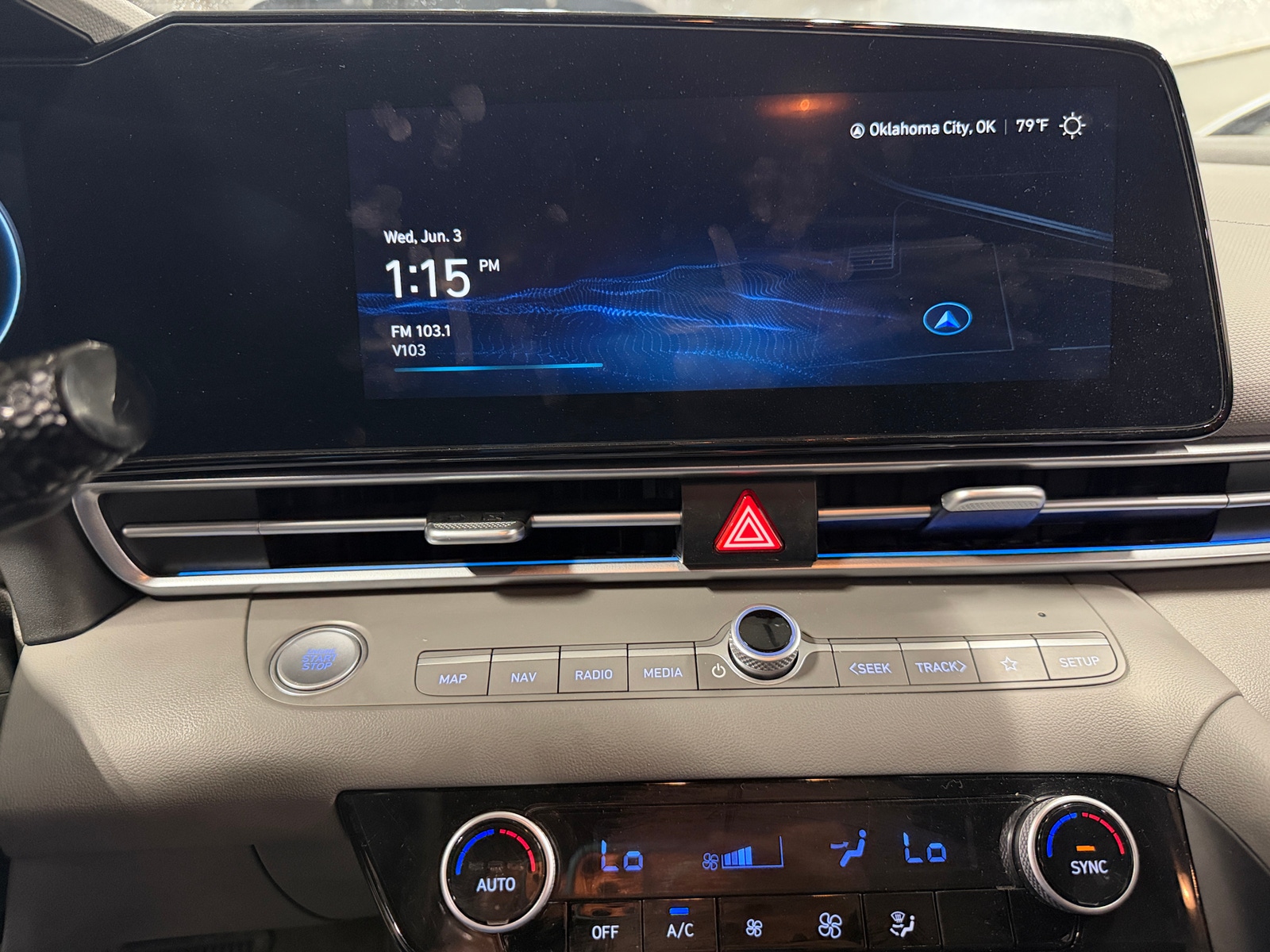 Thumbnail: 2024 Hyundai Elantra - 4