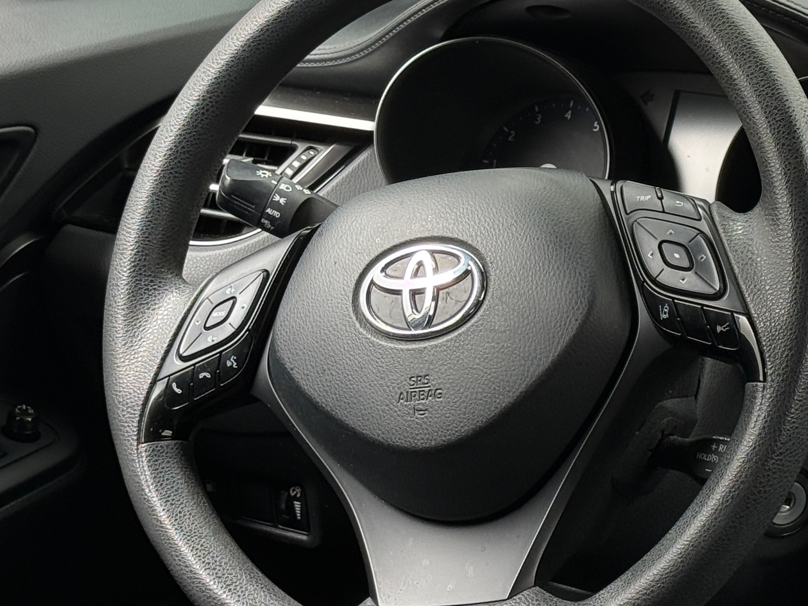 Thumbnail: 2019 Toyota C-HR - 5