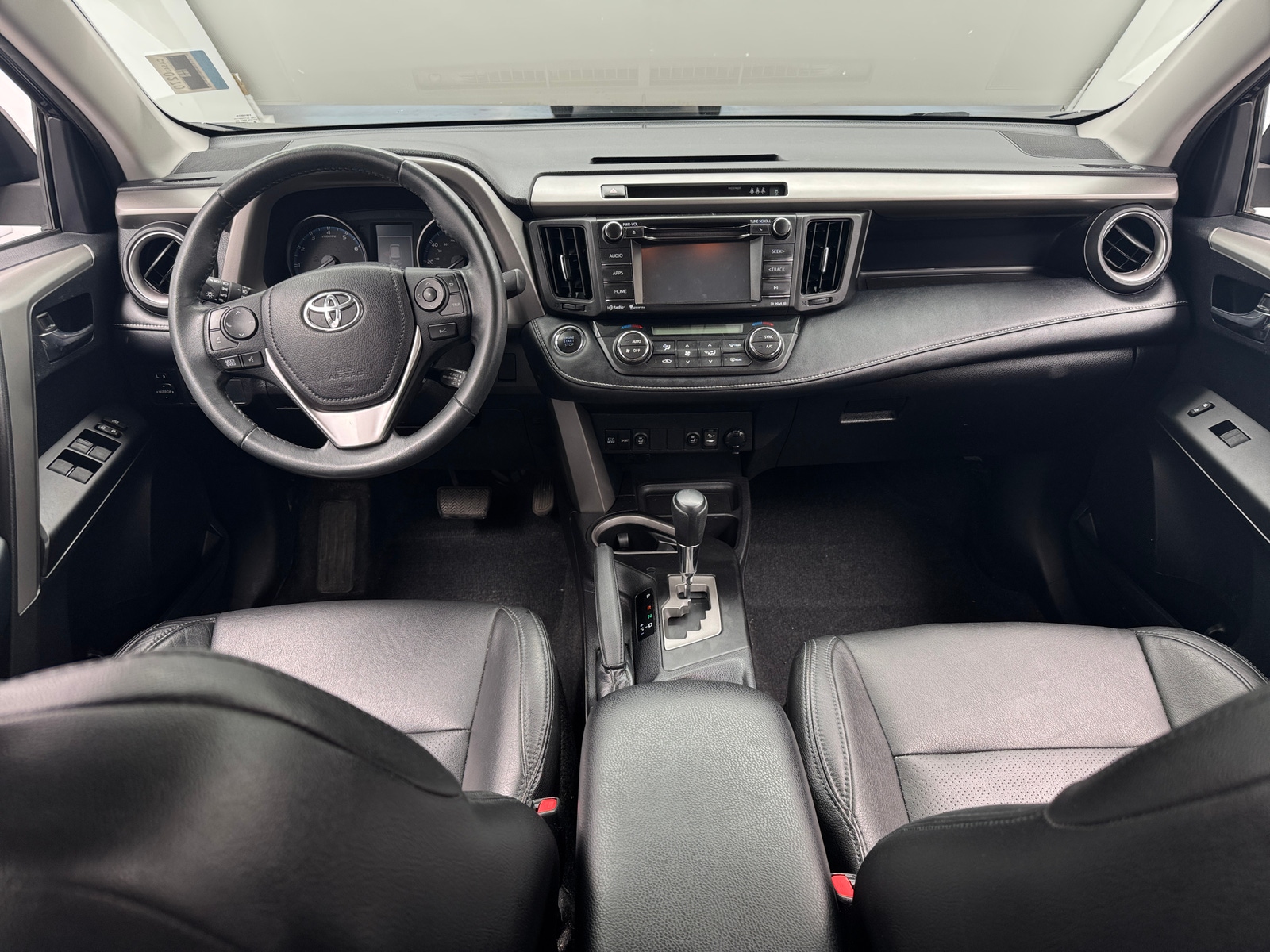Thumbnail: 2017 Toyota RAV4 - 3