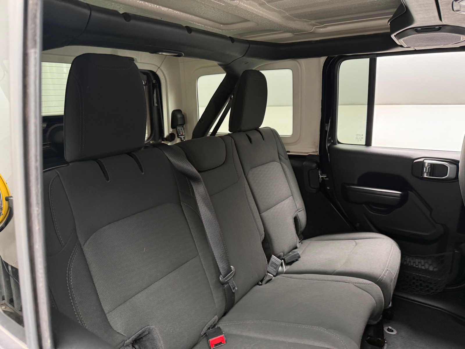 Thumbnail: 2020 Jeep Wrangler - 6