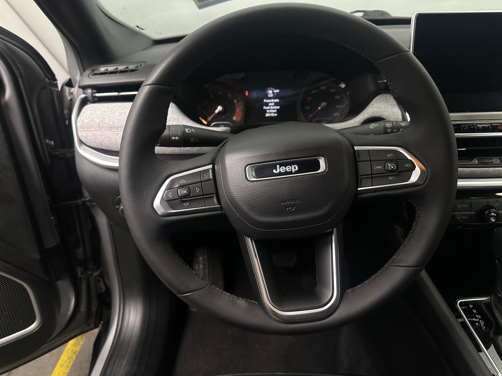 Thumbnail: 2023 Jeep Compass - 4