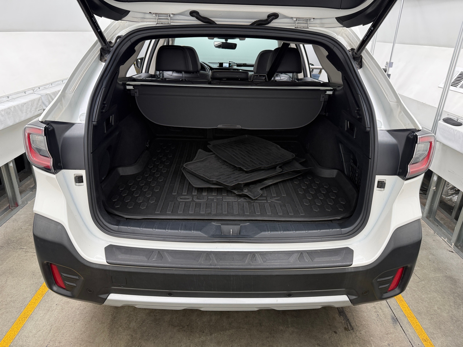 Thumbnail: 2020 Subaru Outback - 6