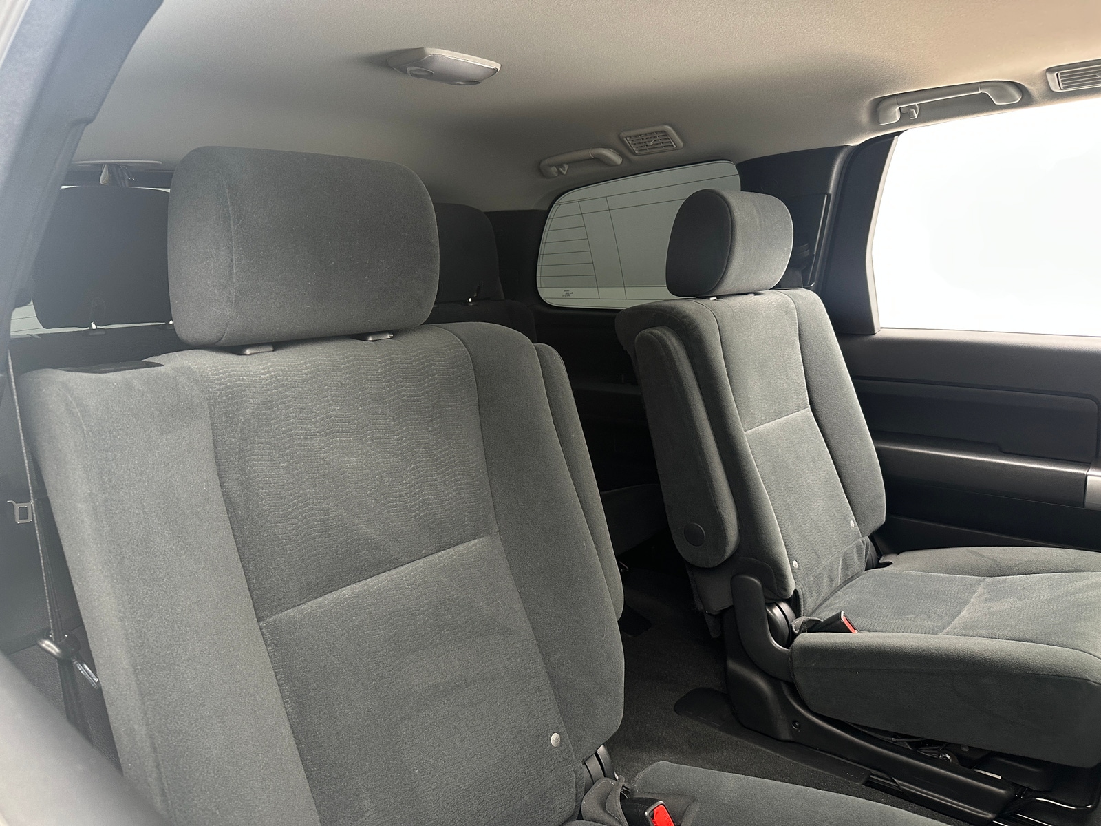 Thumbnail: 2022 Toyota Sequoia - 6