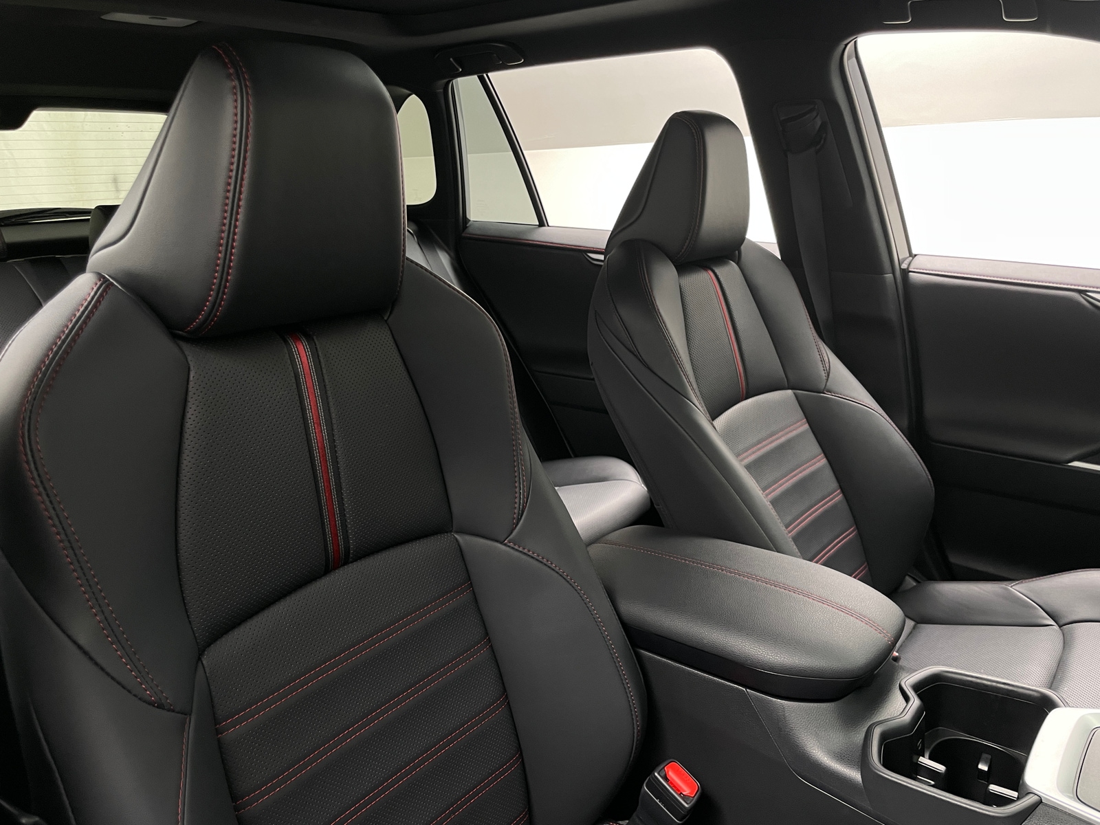 Thumbnail: 2024 Toyota RAV4 - 2