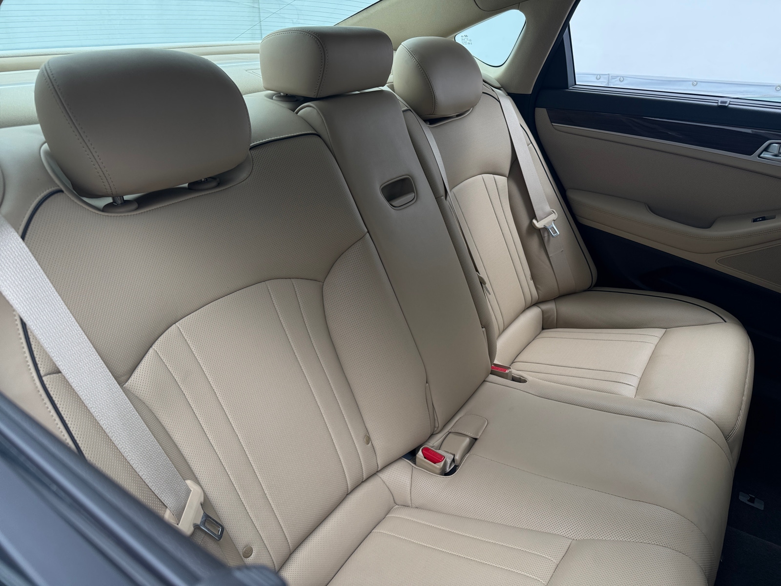 Thumbnail: 2016 Hyundai Genesis - 5