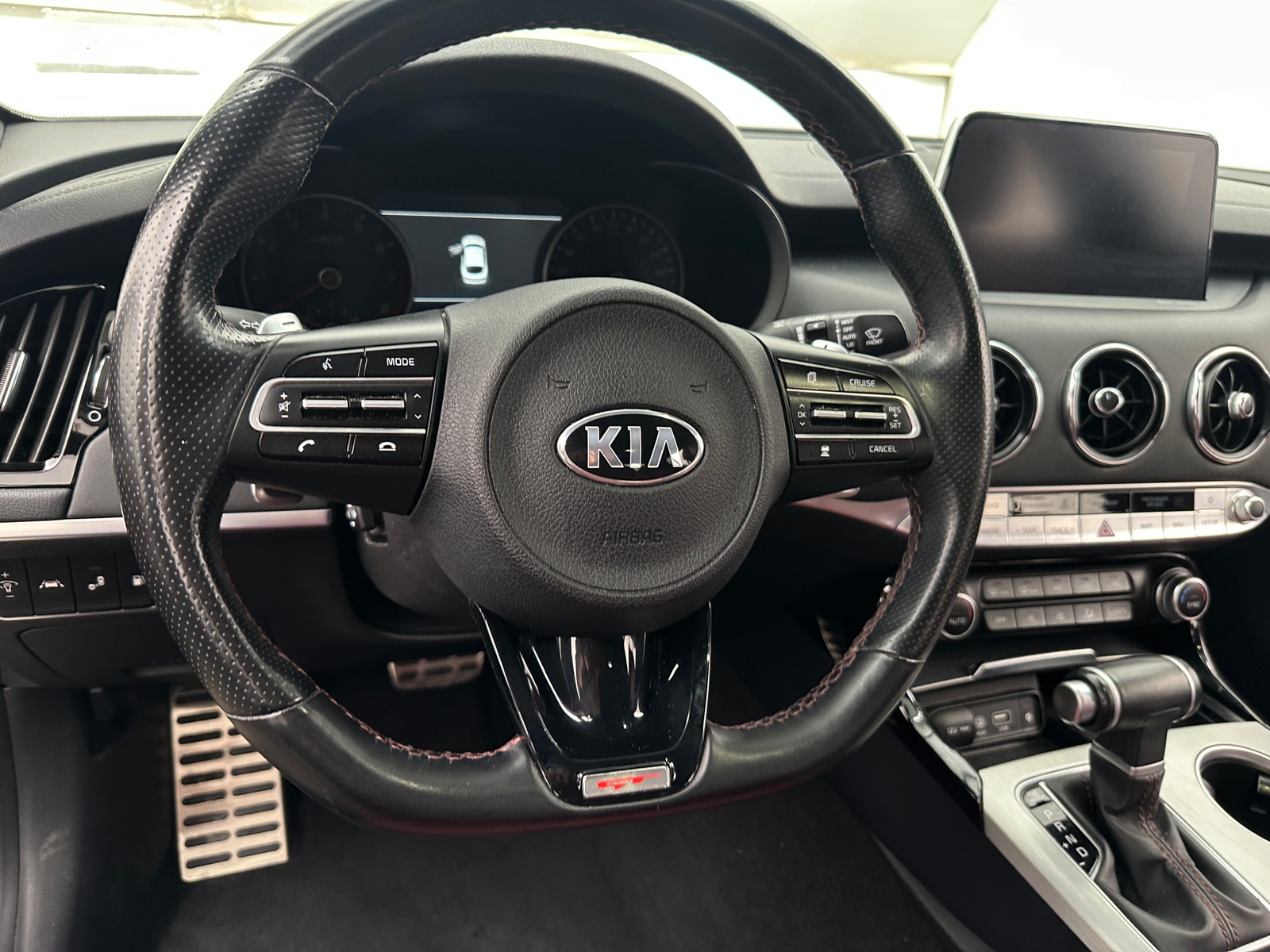 Thumbnail: 2020 Kia Stinger - 4