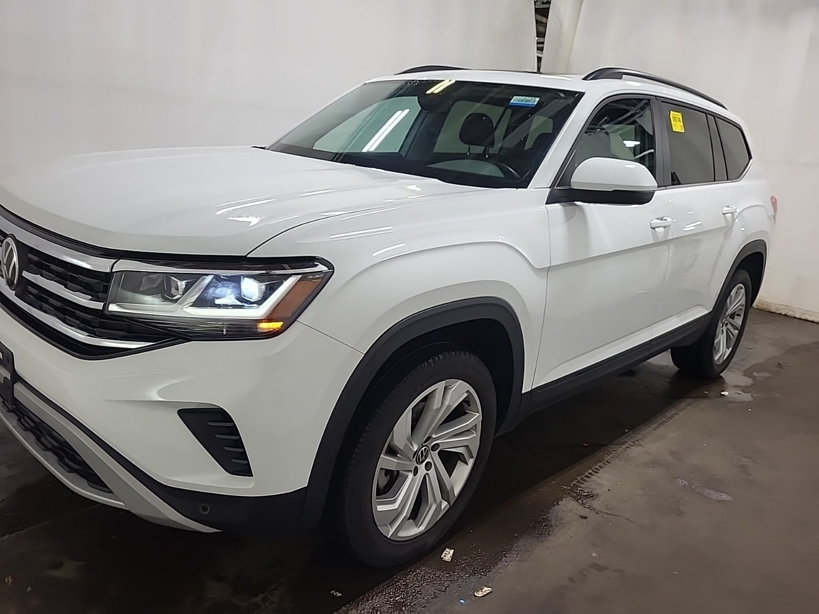 2023 Volkswagen Atlas 3.6l V6 SE W/Technology