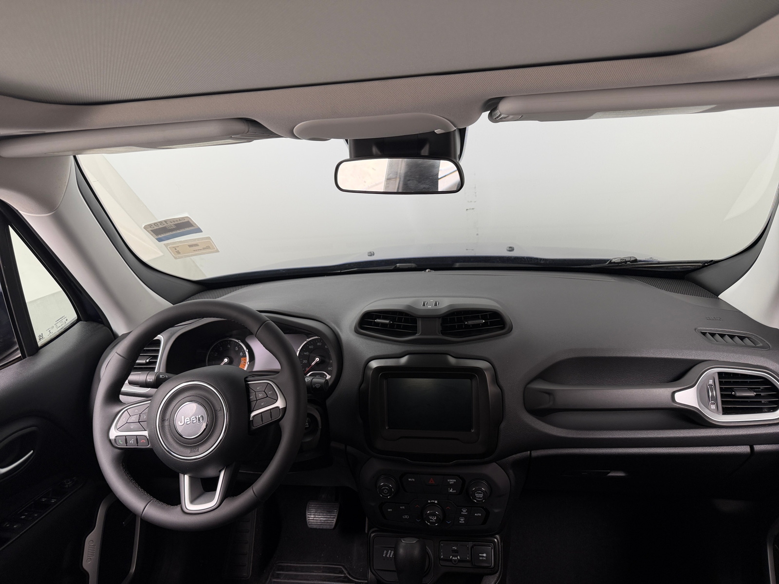 Thumbnail: 2021 Jeep Renegade - 3