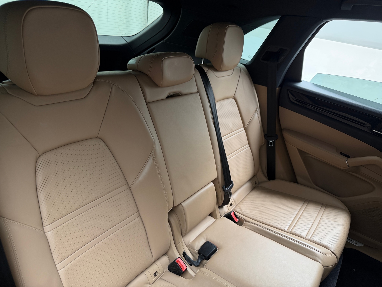 Thumbnail: 2020 Porsche Cayenne - 5
