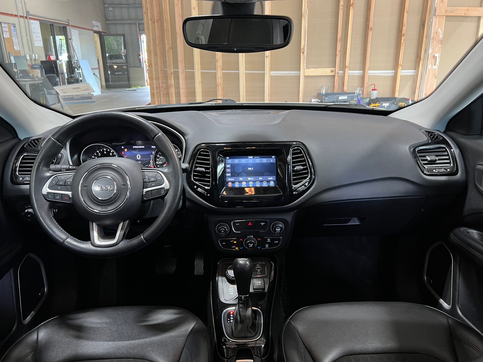 Thumbnail: 2019 Jeep Compass - 3