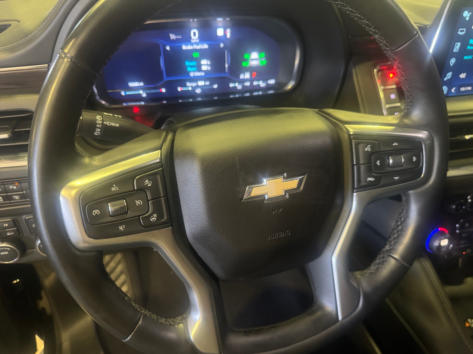 Thumbnail: 2023 Chevrolet Tahoe - 4
