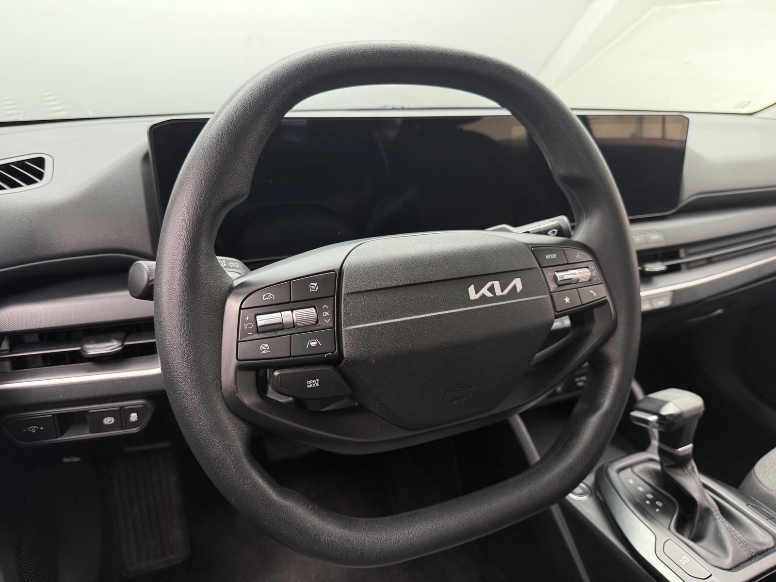 Thumbnail: 2025 Kia K4 - 5