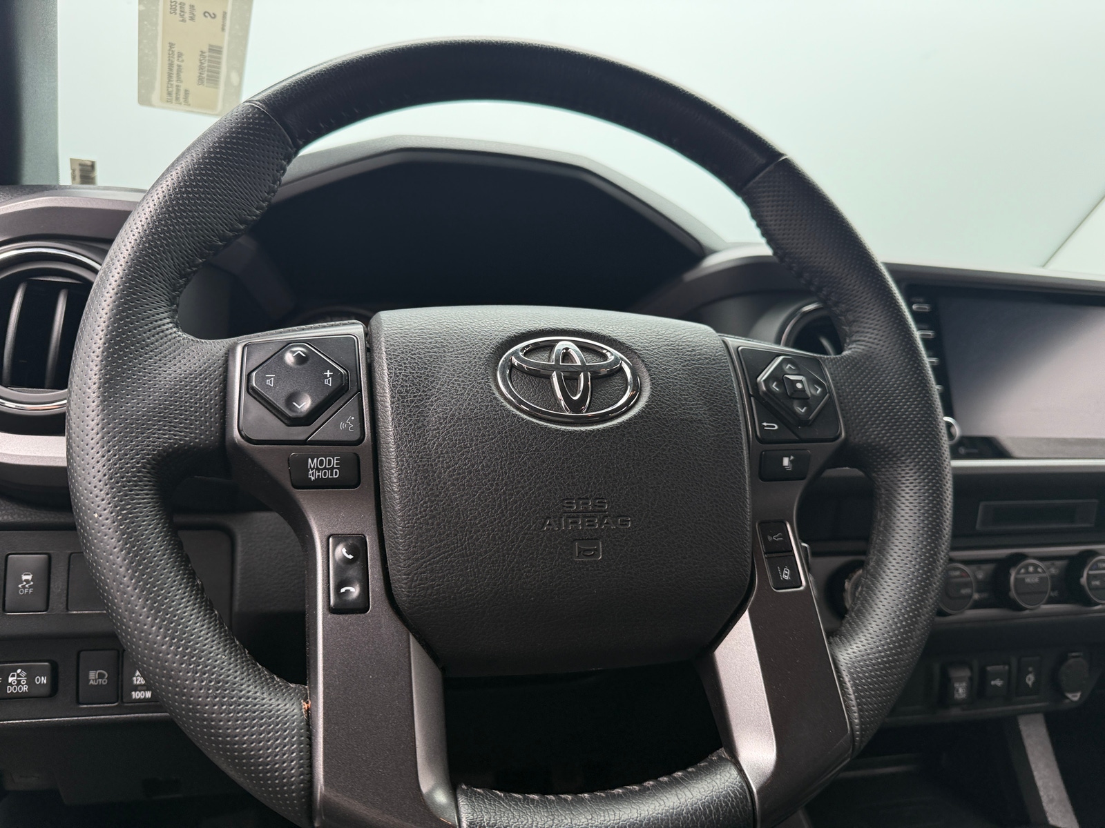Thumbnail: 2022 Toyota Tacoma - 5