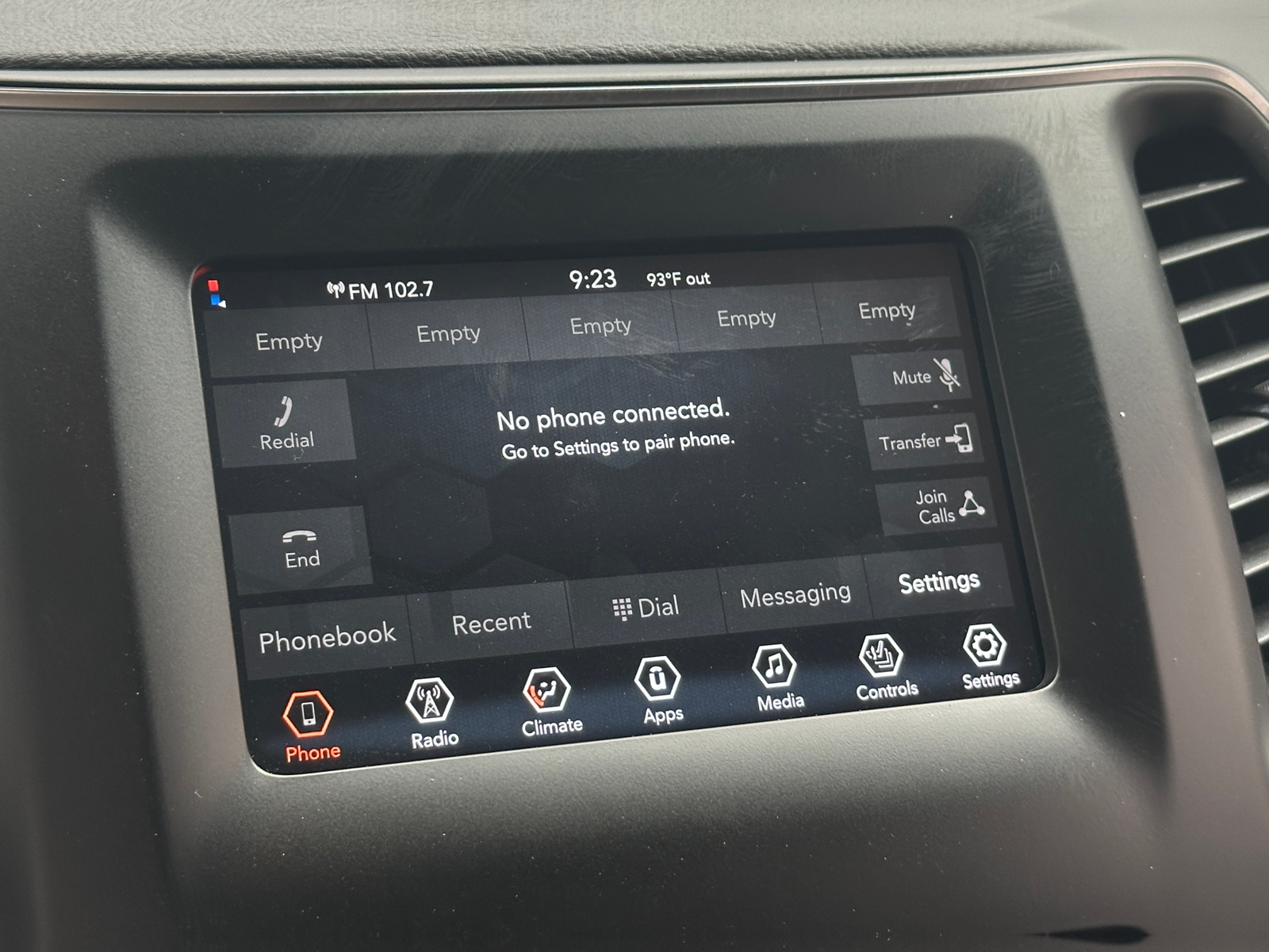 Thumbnail: 2020 Jeep Cherokee - 4