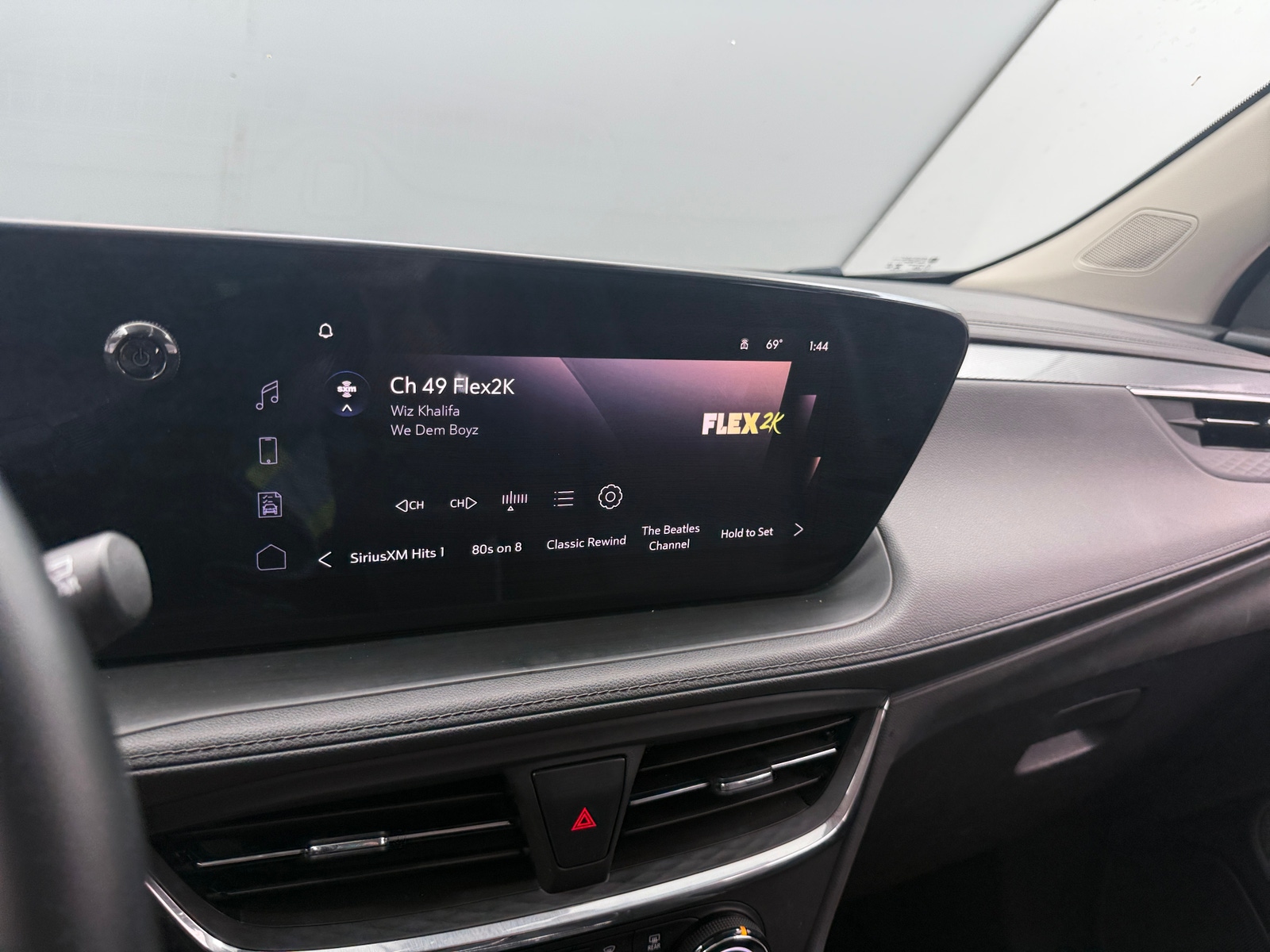 Thumbnail: 2025 Buick Encore GX - 3