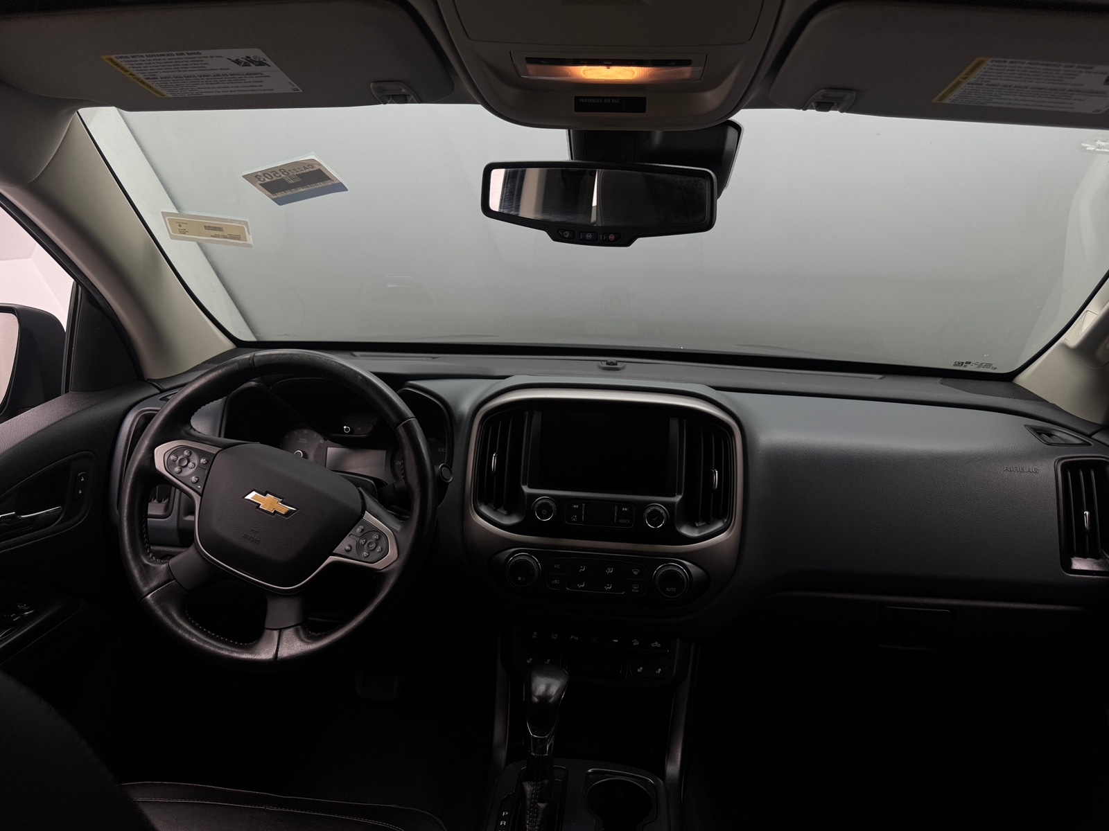Thumbnail: 2022 Chevrolet Colorado - 3