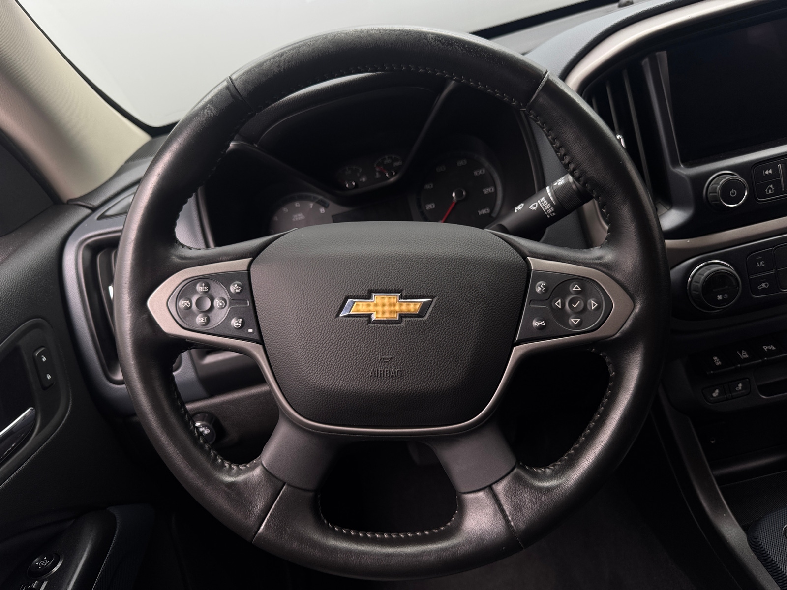 Thumbnail: 2022 Chevrolet Colorado - 5