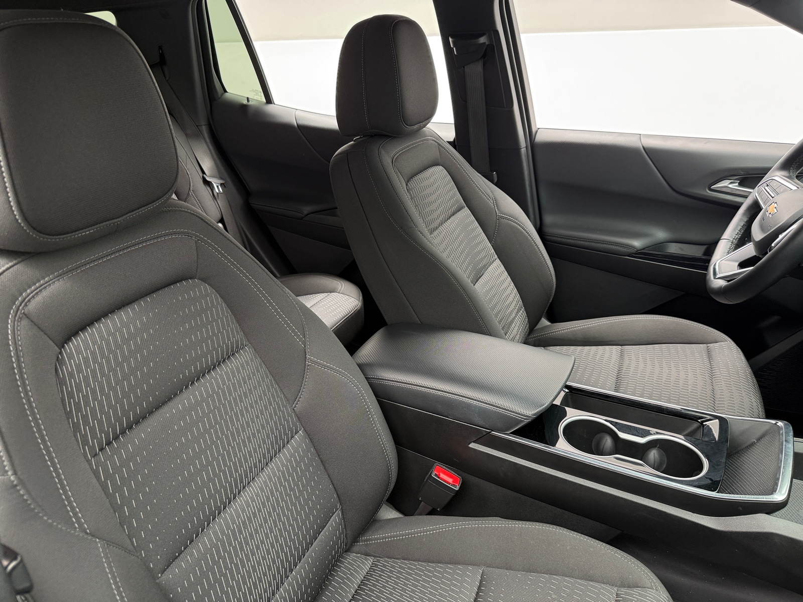 Thumbnail: 2025 Chevrolet Equinox - 2