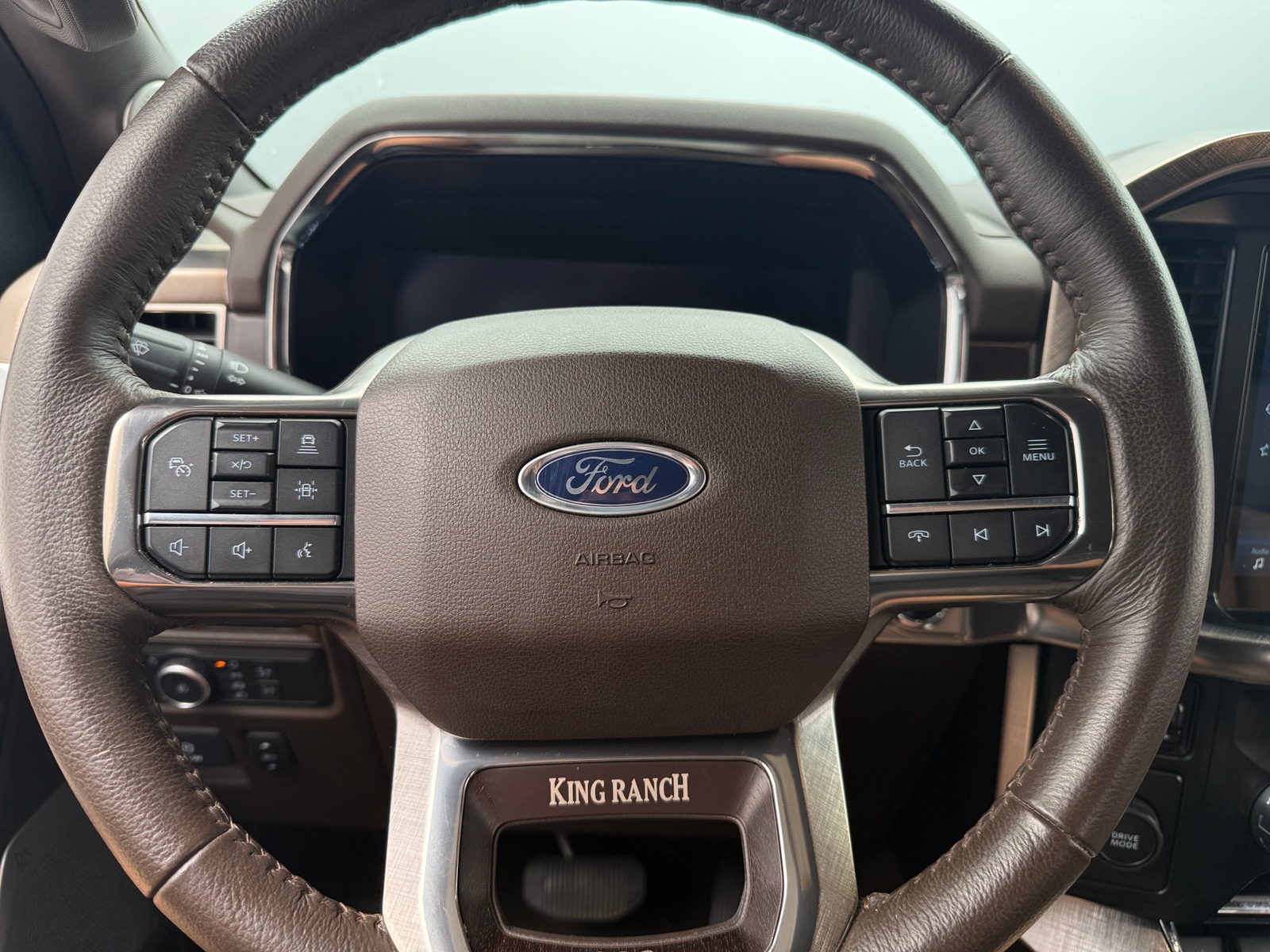 Thumbnail: 2022 Ford Econoline - 4