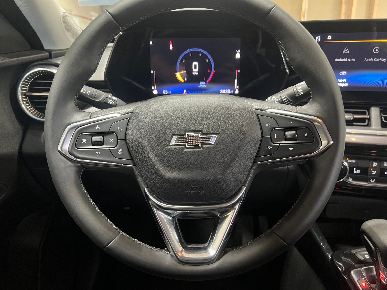Thumbnail: 2025 Chevrolet Trax - 4