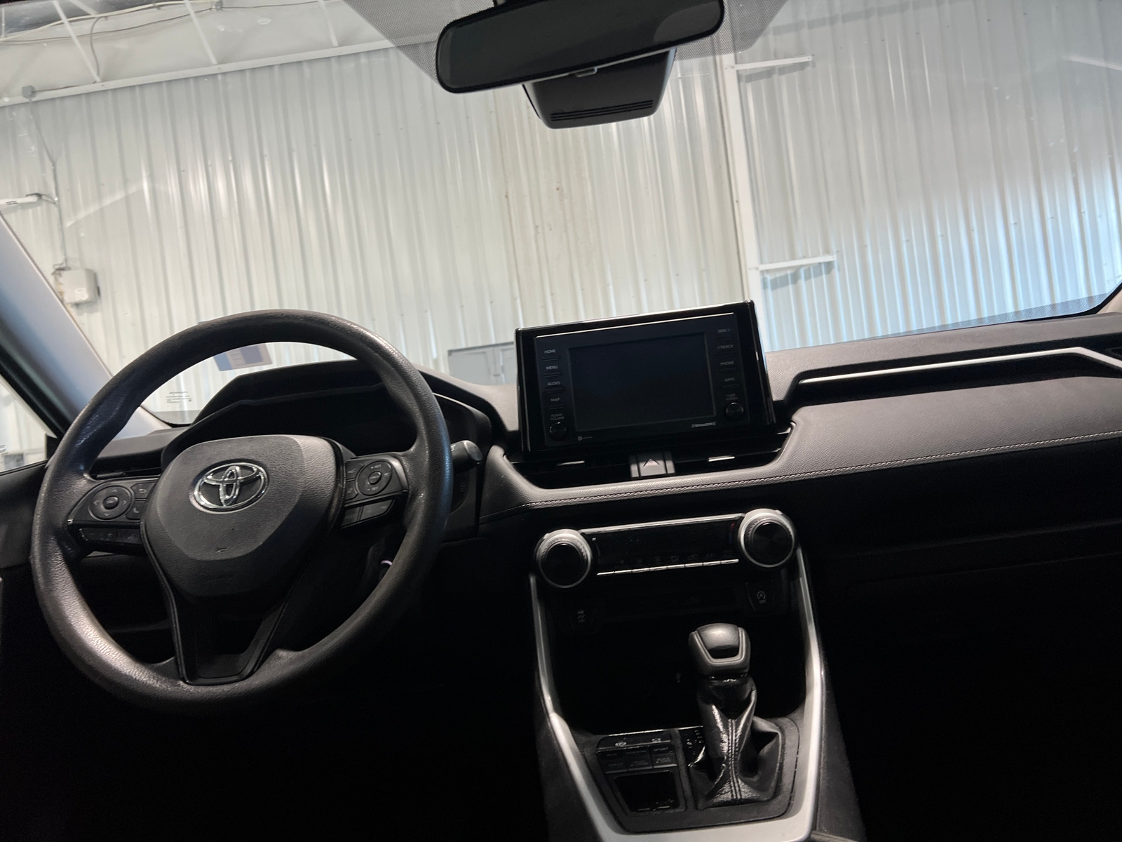 Thumbnail: 2022 Toyota RAV4 - 3