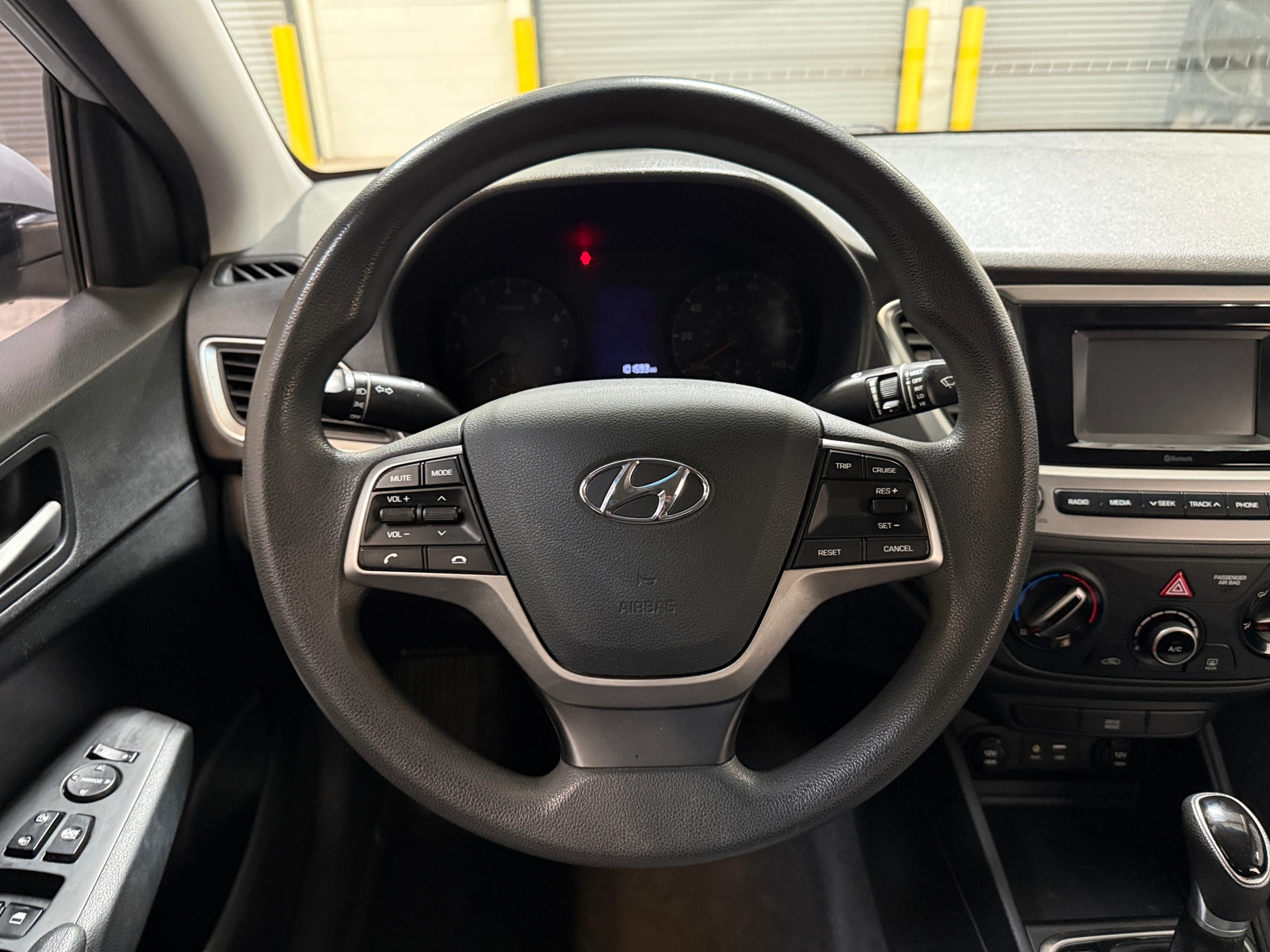 Thumbnail: 2018 Hyundai Accent - 5
