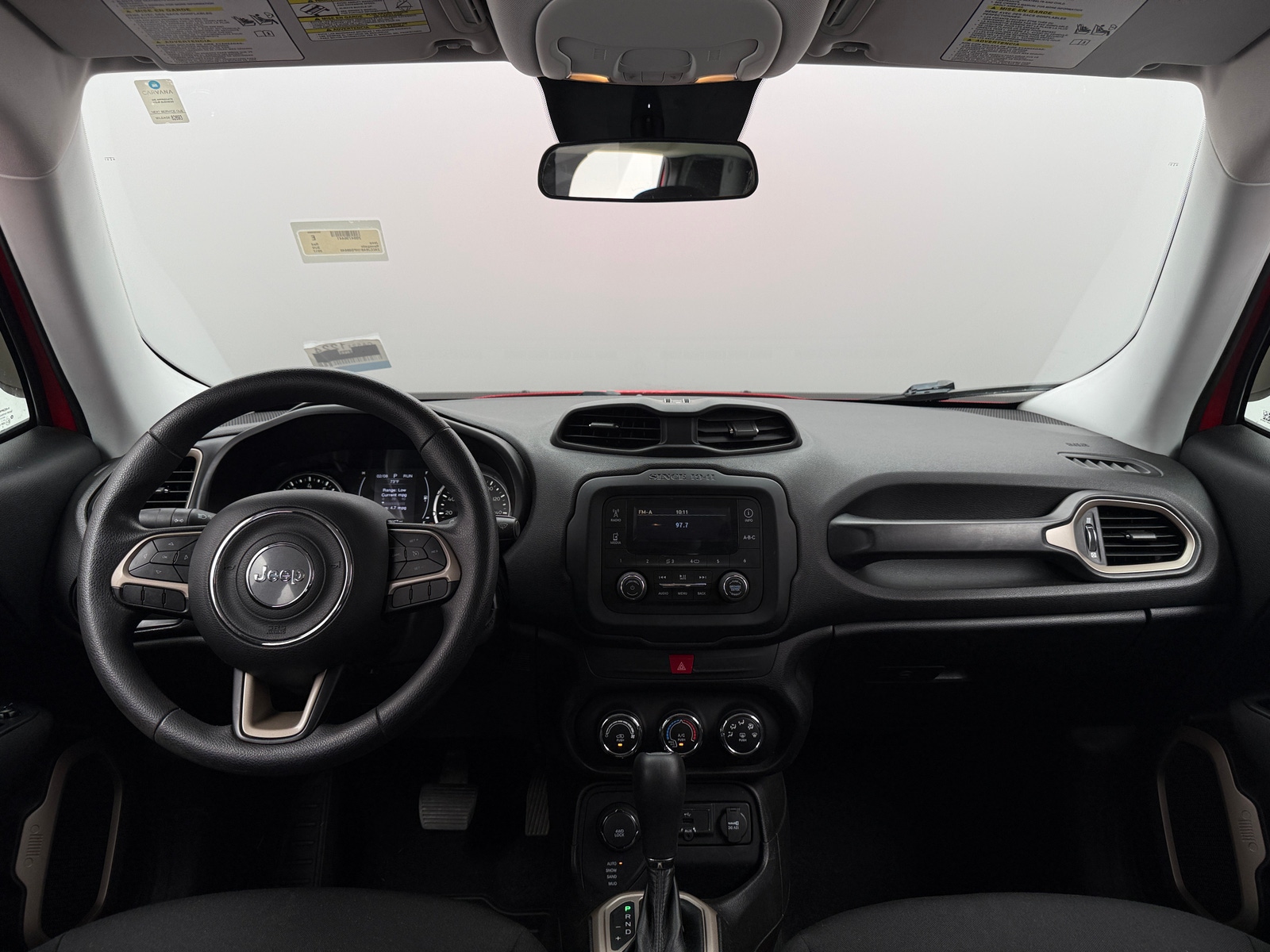 Thumbnail: 2017 Jeep Renegade - 3