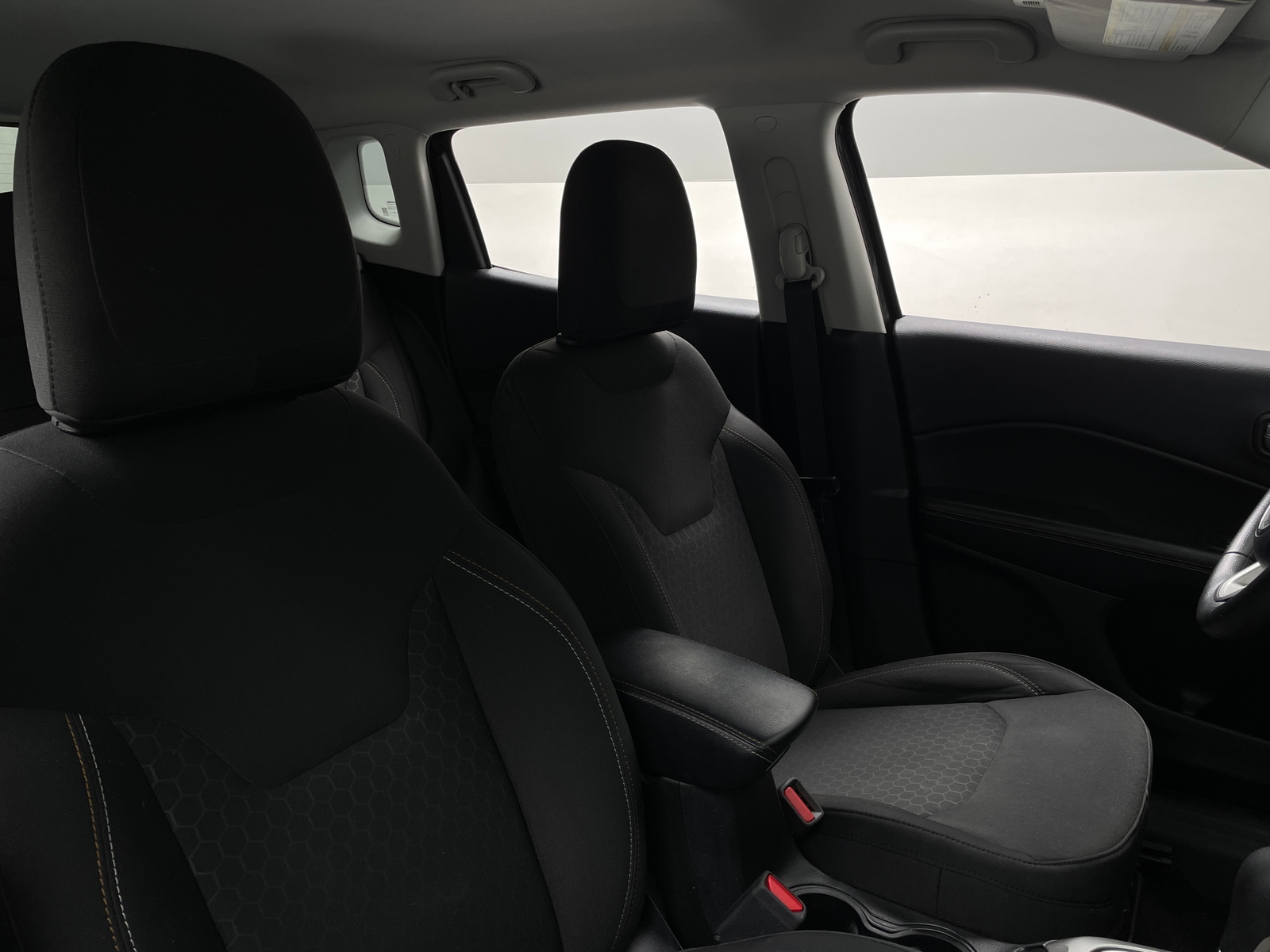 Thumbnail: 2018 Jeep Compass - 2