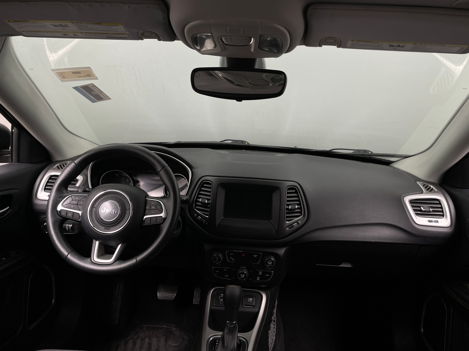 Thumbnail: 2018 Jeep Compass - 3