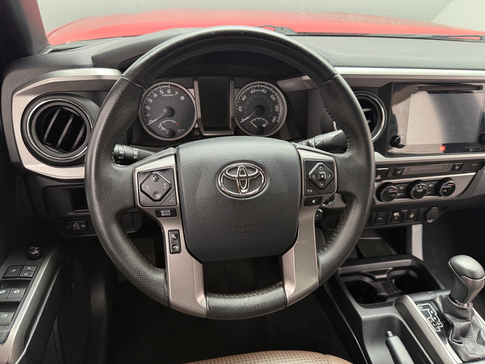 Thumbnail: 2017 Toyota Tacoma - 4