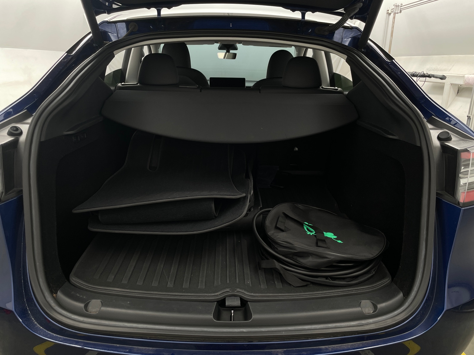 Thumbnail: 2023 Tesla Model Y - 6