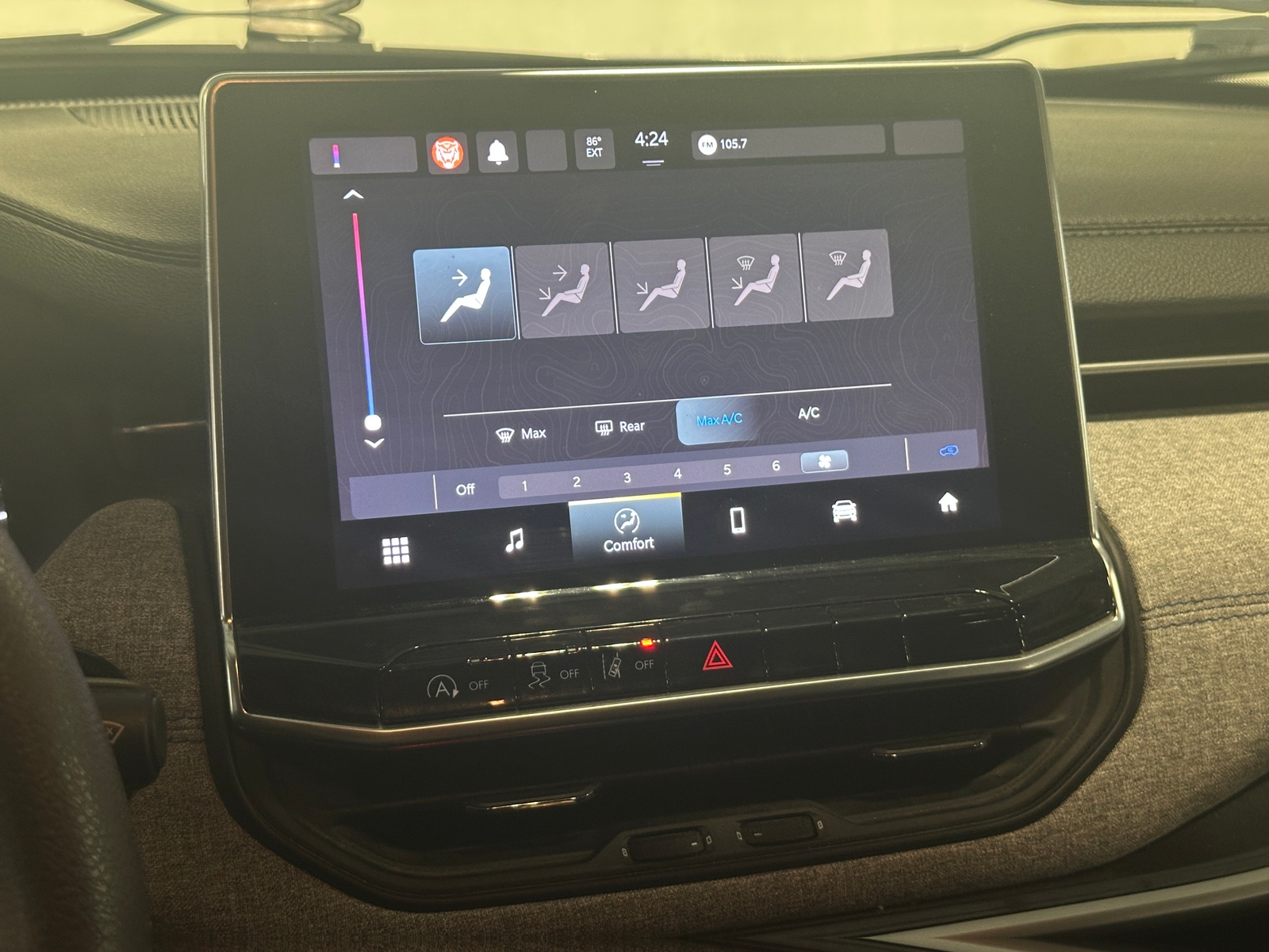 Thumbnail: 2023 Jeep Compass - 4