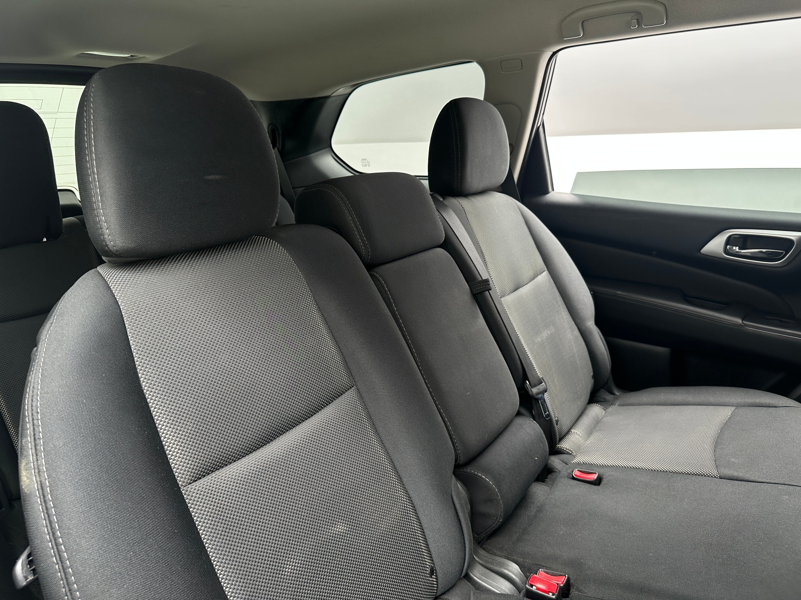 Thumbnail: 2019 Nissan Pathfinder - 6