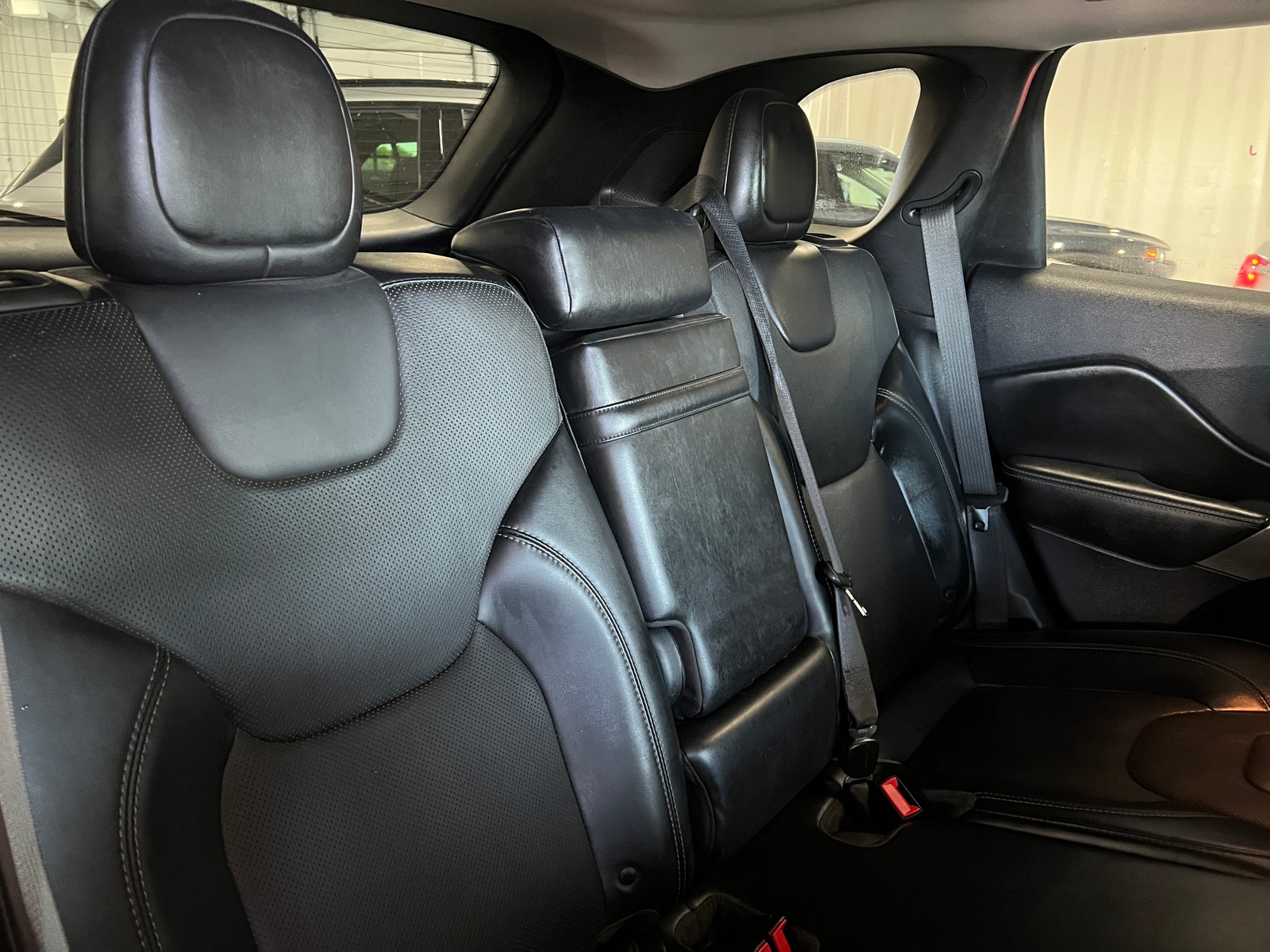 Thumbnail: 2019 Jeep Cherokee - 5