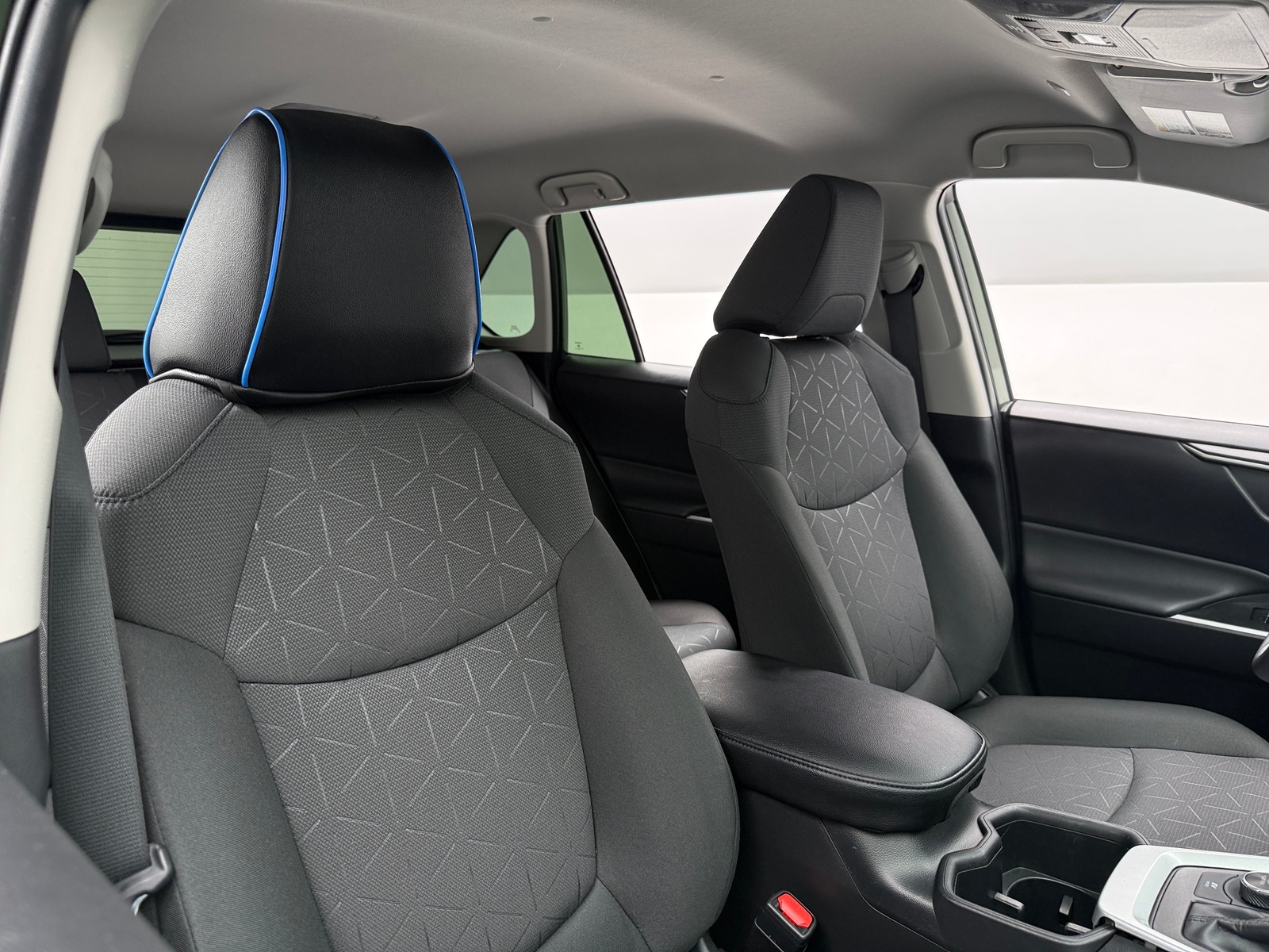 Thumbnail: 2024 Toyota RAV4 - 2