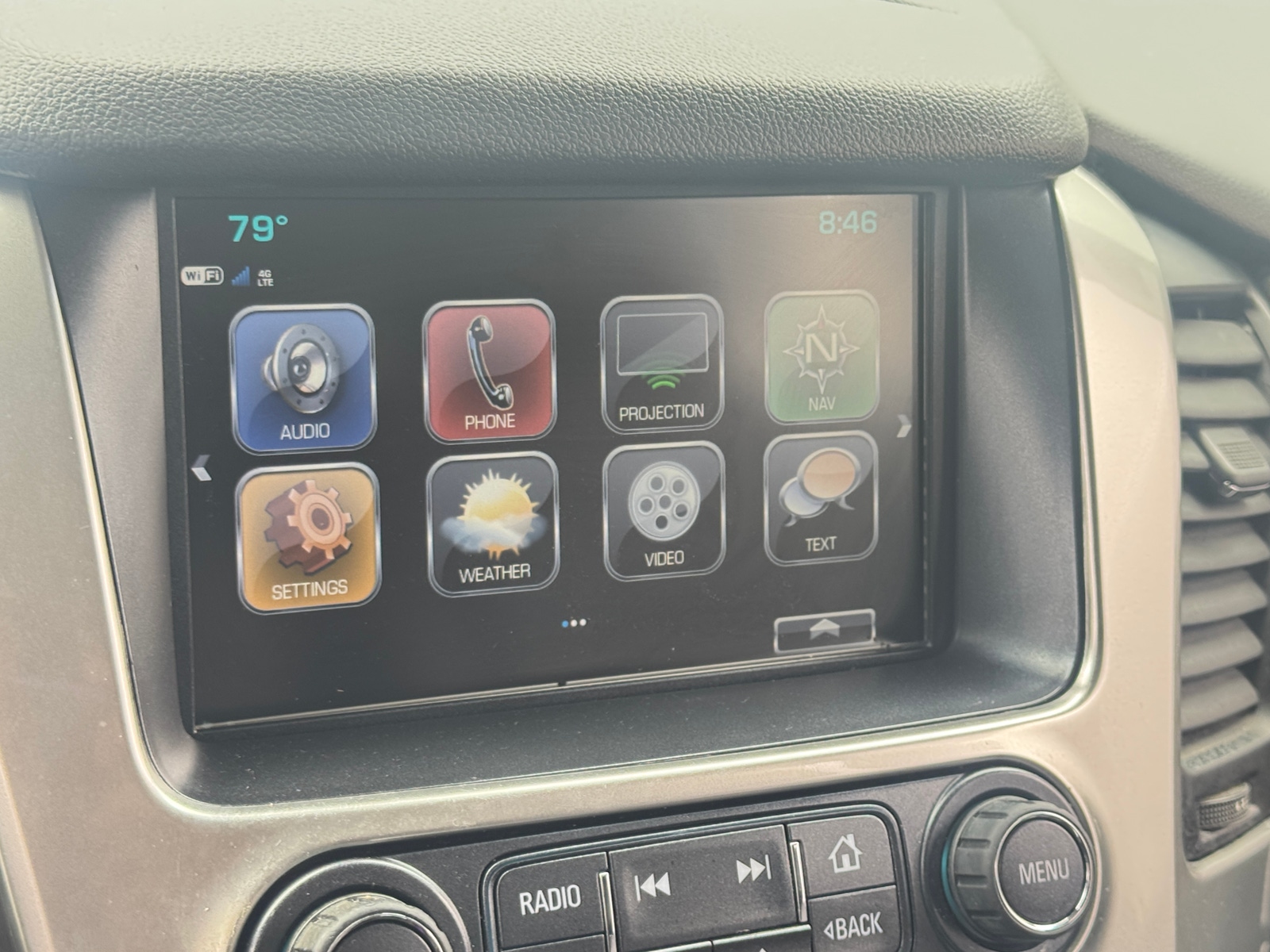Thumbnail: 2019 Chevrolet Suburban - 3