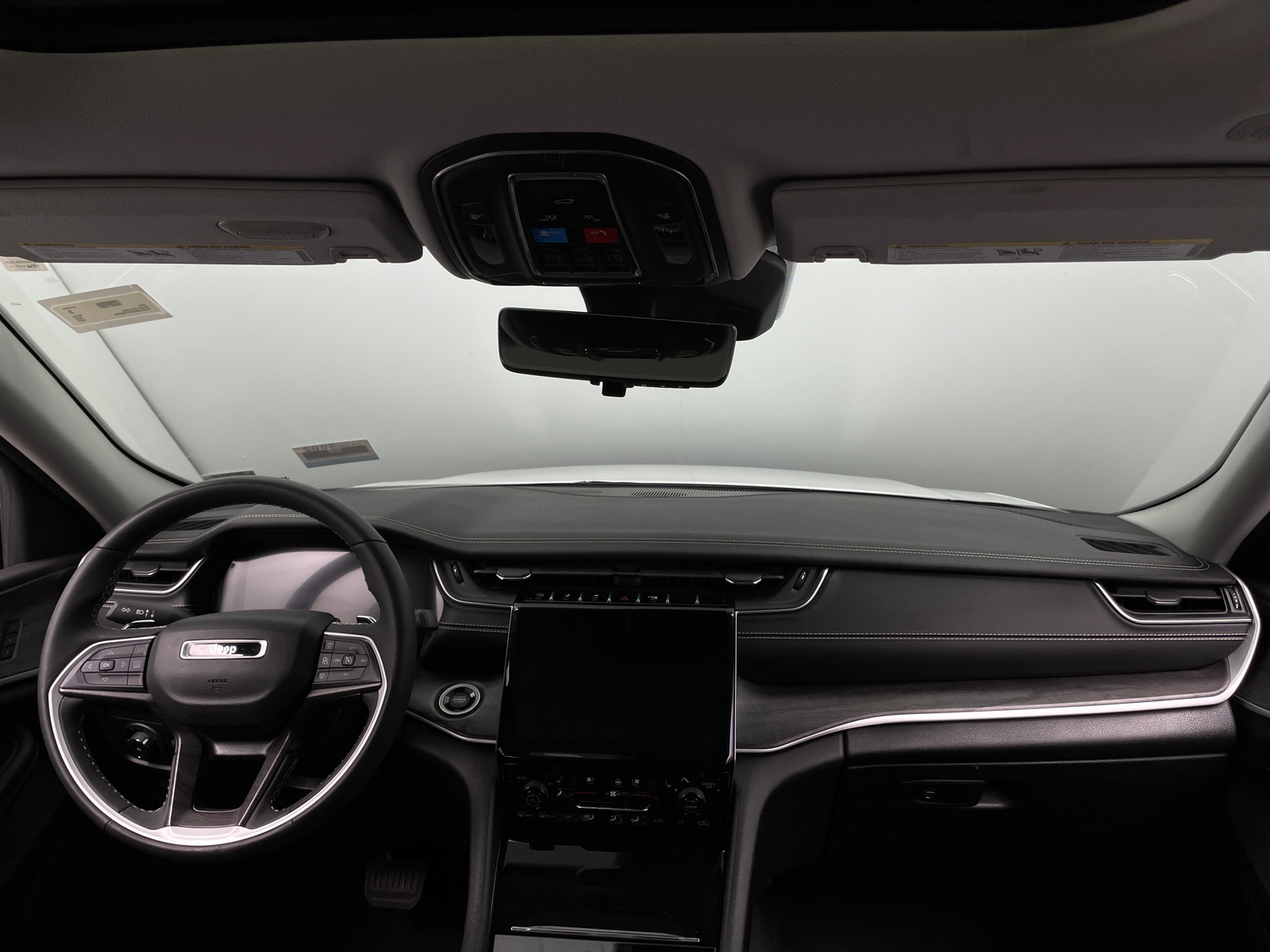 Thumbnail: 2023 Jeep Grand Cherokee - 2