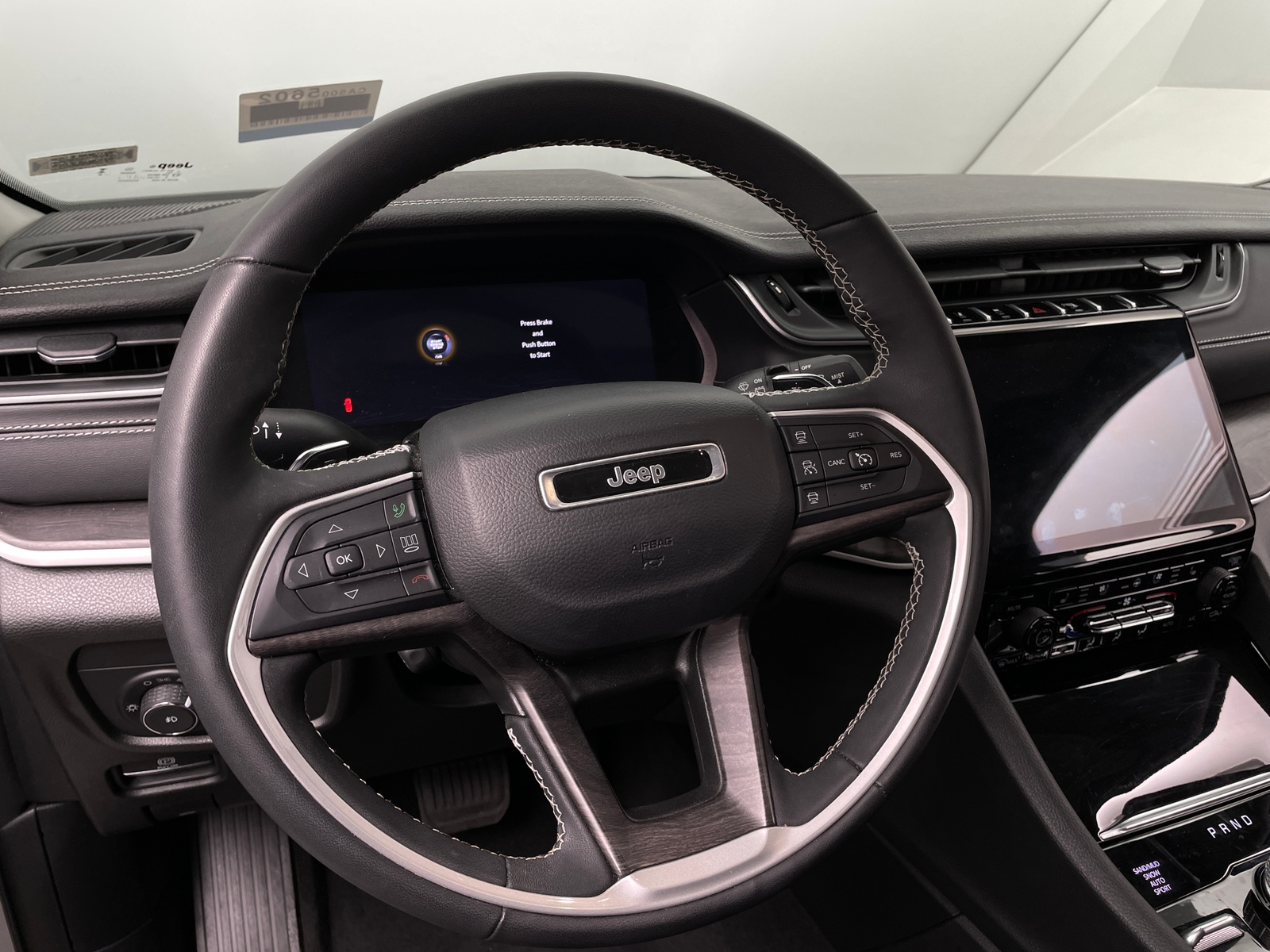 Thumbnail: 2023 Jeep Grand Cherokee - 4